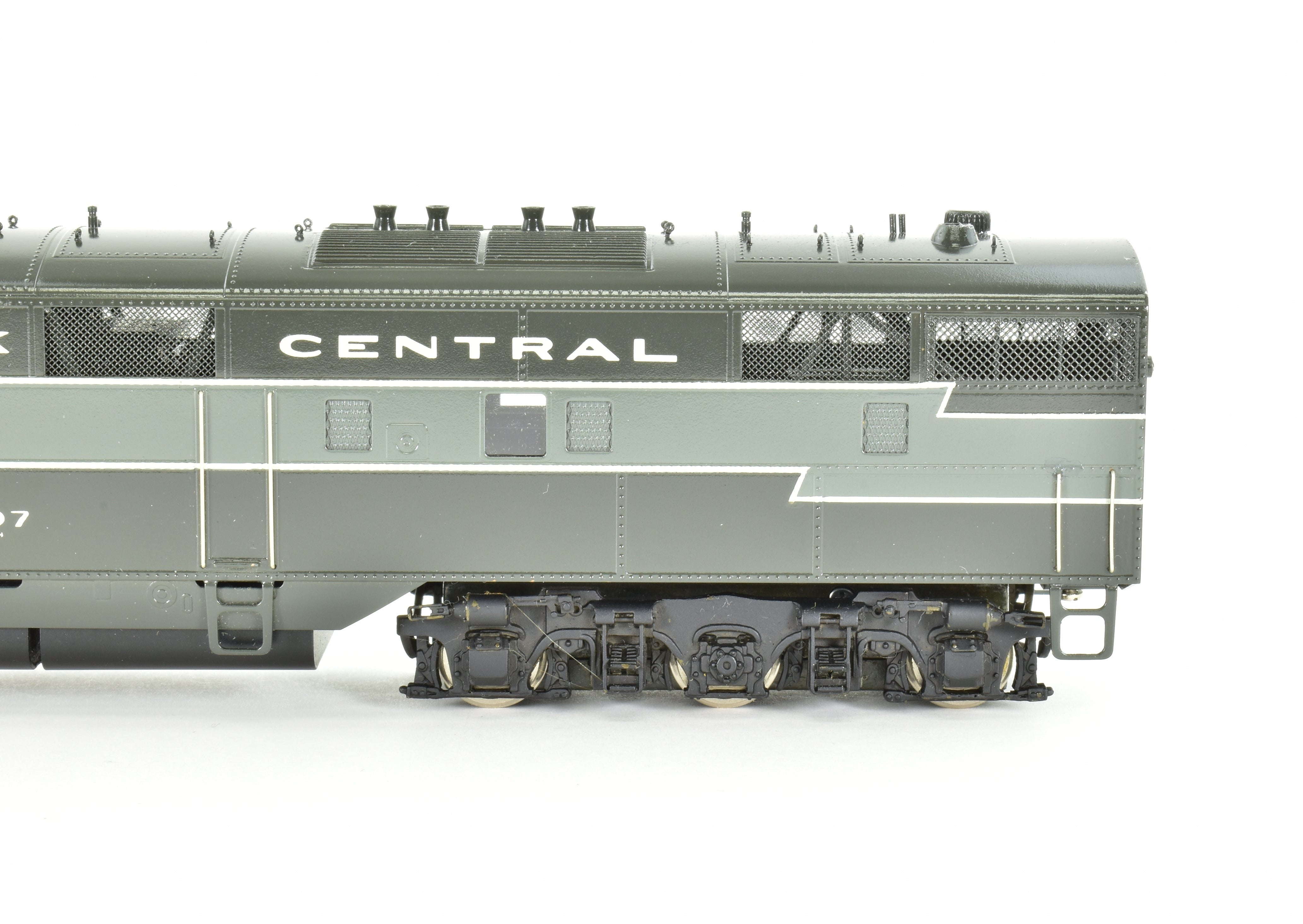 HO Scale Brass Model Train Set - Erie Limited NYC - New York Central 1948 20th Century Limited with 2 E7 A/B Locomotives and 9-Car Set