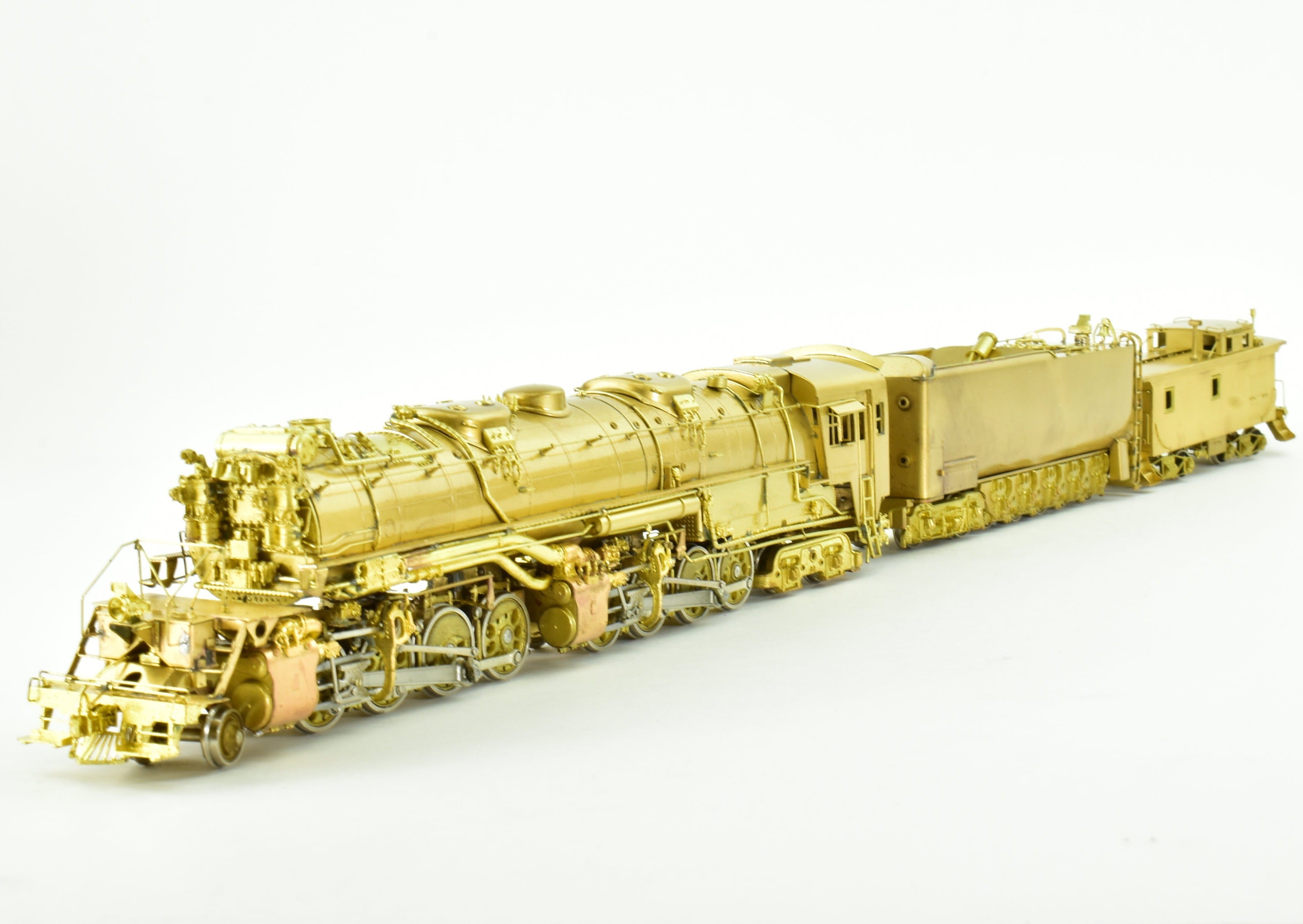 HO Scale Brass Model Train - Westside Model Co. DM&IR - Duluth, Missabe, & Iron Range 2-8-8-4 Yellowstone M-4 Steam Locomotive with Caboose