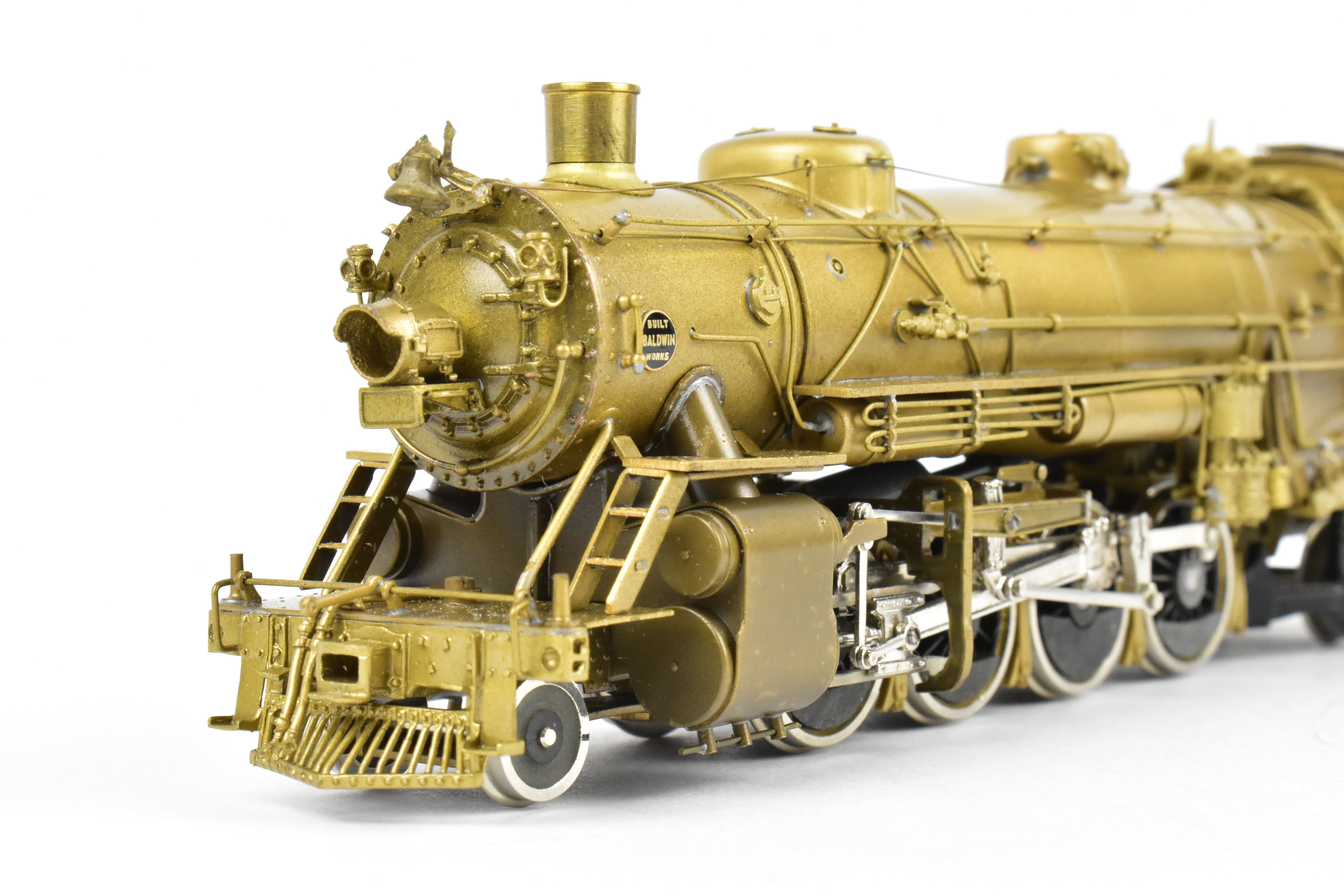 High - Quality HO Scale Brass Pacific Fast Mail (PFM) Model of United States Railway Administration (USRA) 2 - 8 - 2 Light Class Mikado Locomotive from 1977 Run, Sold As - Is