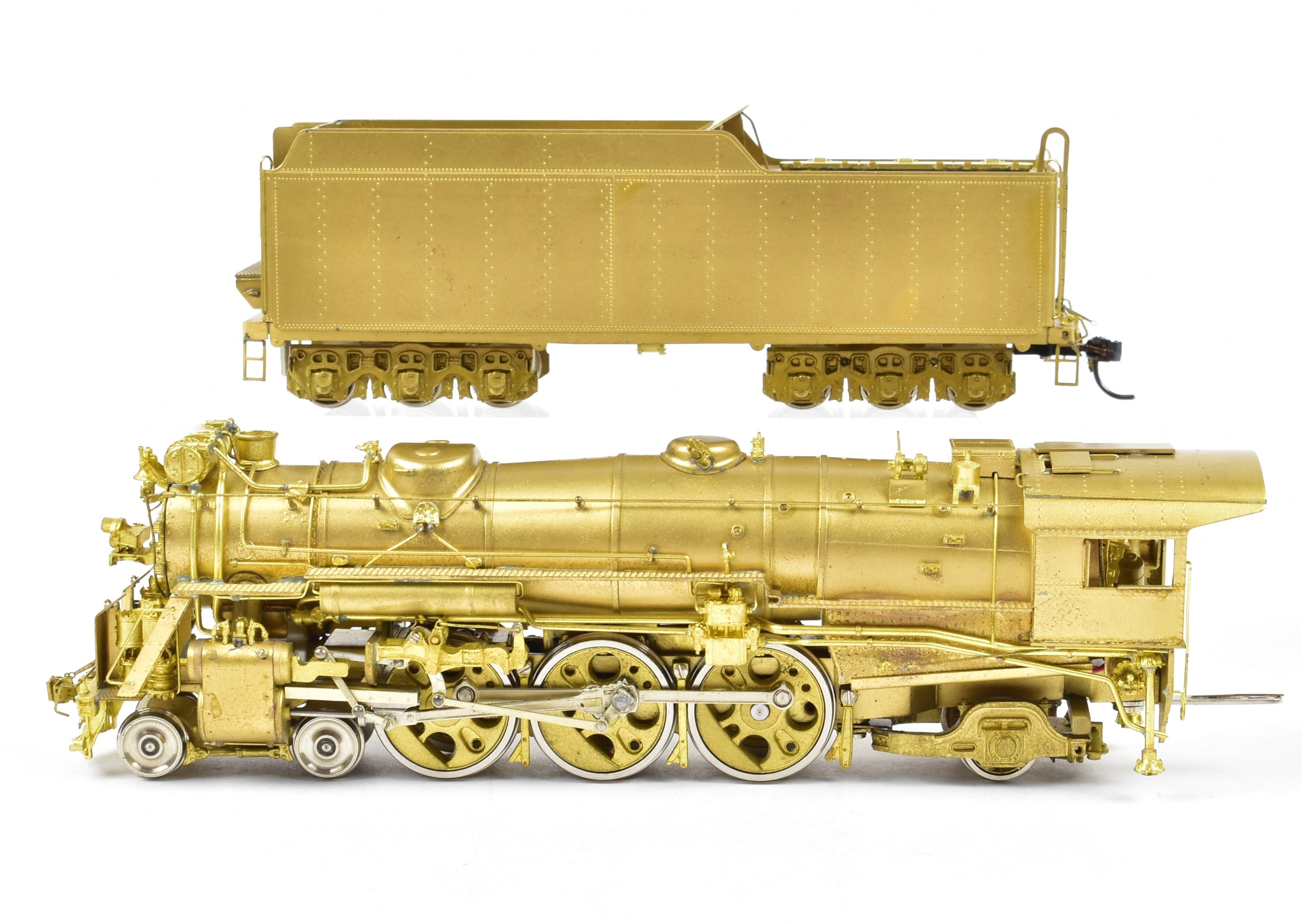 High - Quality HO Scale Brass Key Imports Model of Erie Railroad K - 5a 4 - 6 - 2 Pacific Locomotive from the 1950 Era