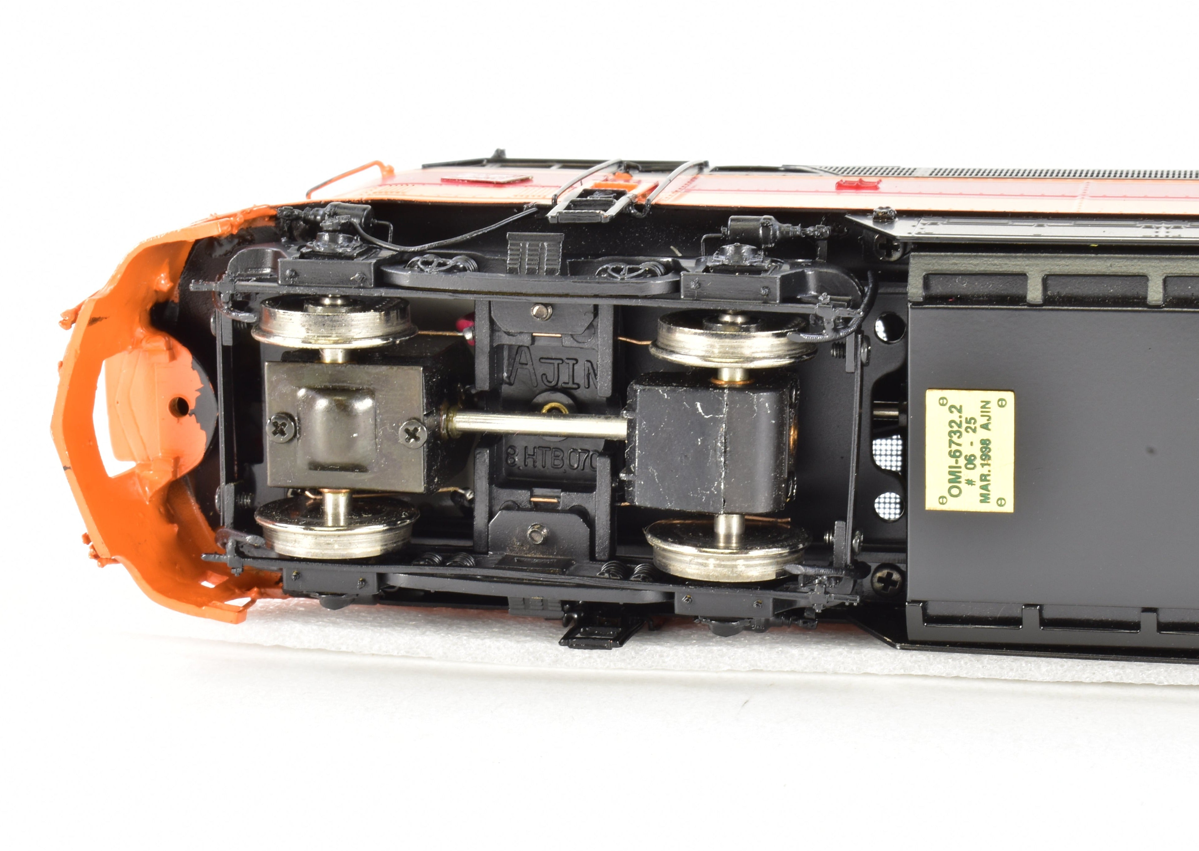 HO Scale Brass Diesel Locomotive Model by Overland Models Inc. - Milwaukee Road Fairbanks Morse CFA 16 - 4 Factory Painted