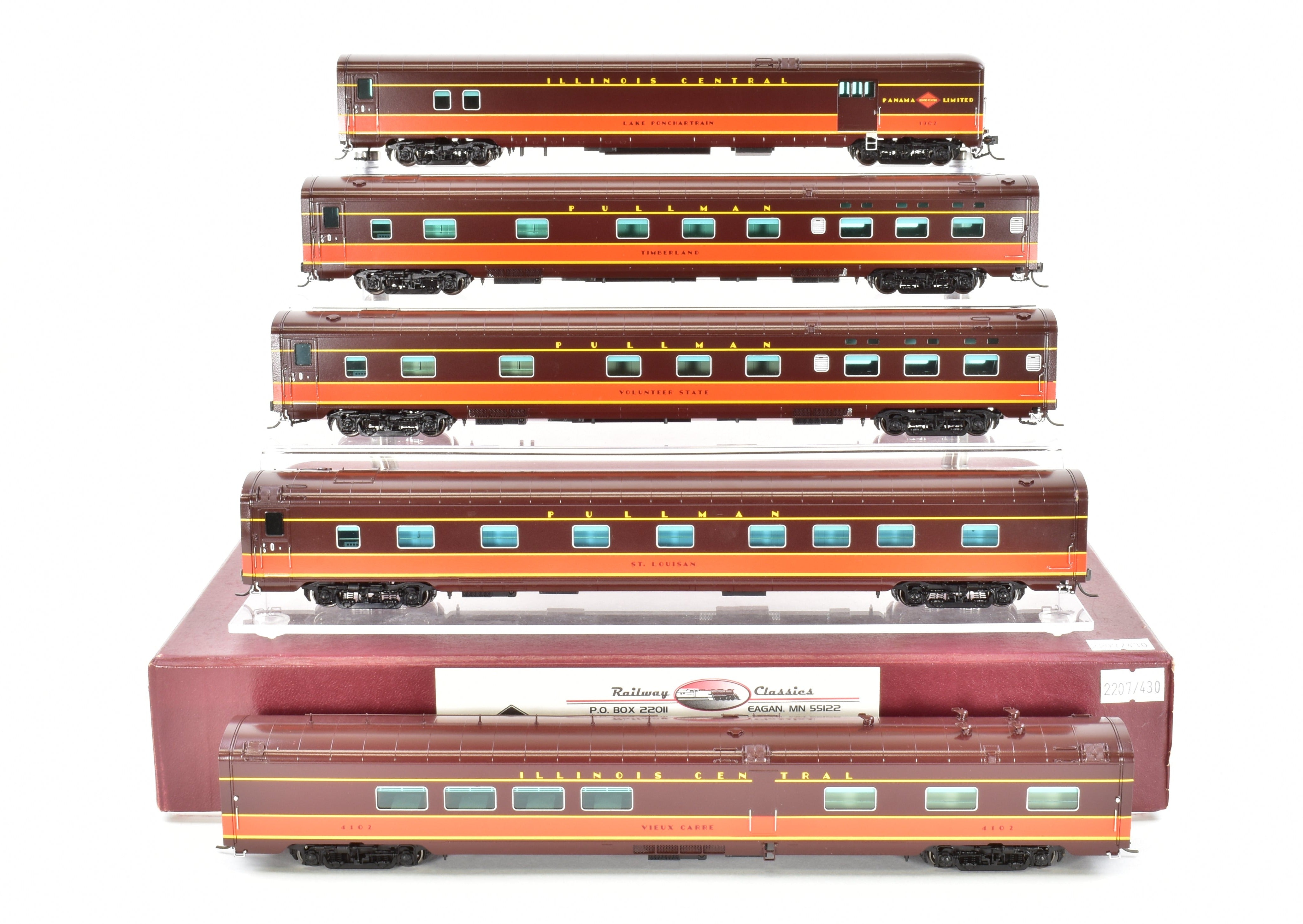 HO Scale Brass Model Train Set - Railway Classics Illinois Central 1942 Panama Limited 10-Car Set with EMD E6 AA Set F/P, Featuring ESU DCC & Sound System