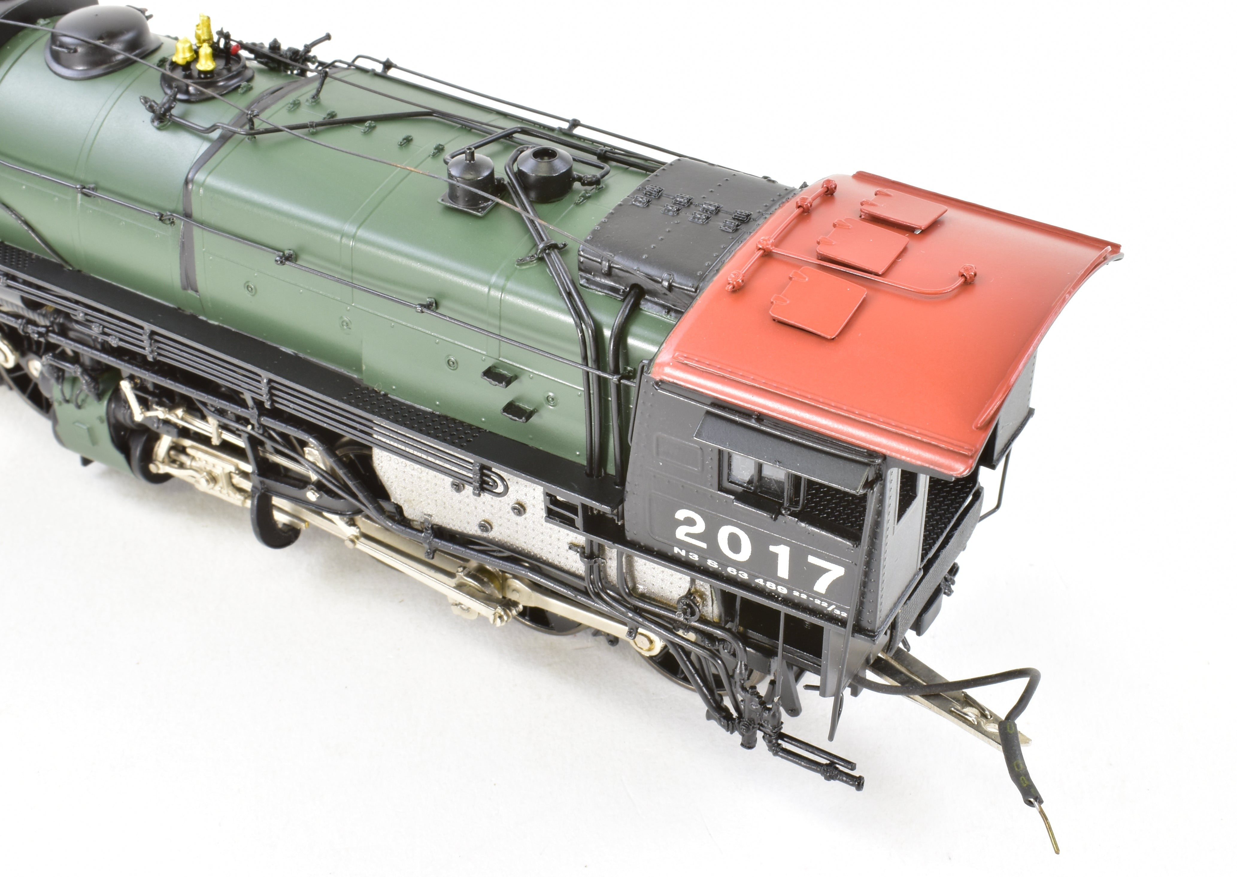 HO Scale Brass Model Train by Precision Scale Co. - Great Northern Class N - 3 2 - 8 - 8 - 0 FP in Glacier Park Scheme