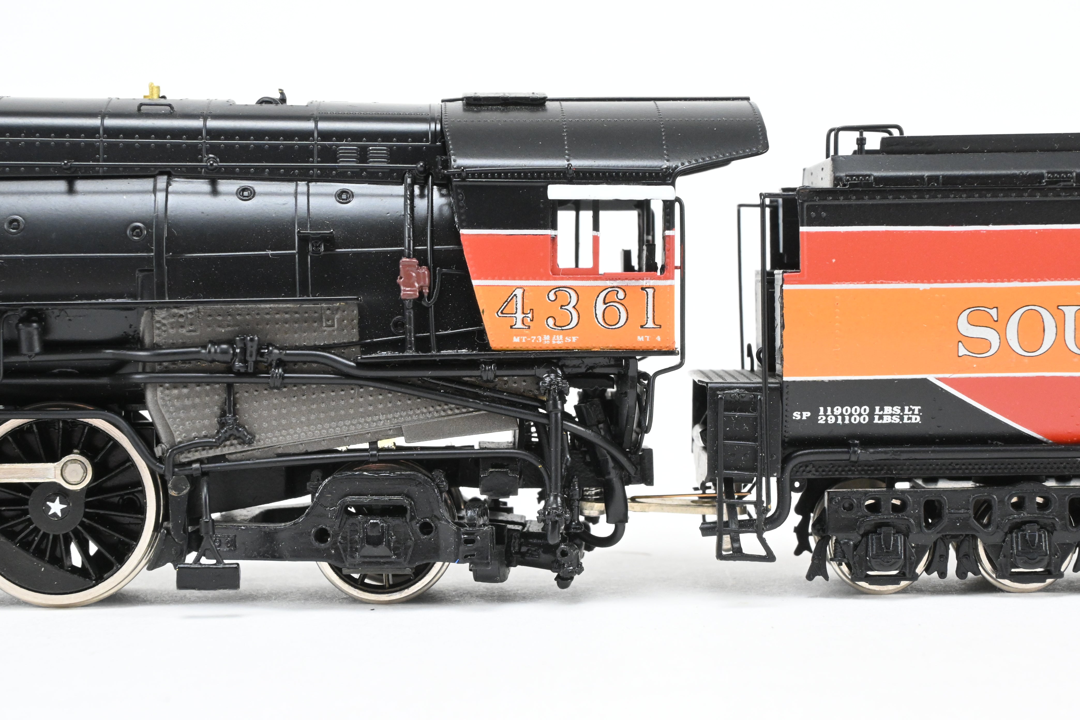 High - Quality HO Scale Brass CON Key Imports Southern Pacific MT - 4 4 - 8 - 2 Semi - Streamlined Mountain Steam Locomotive Model FP in Partial Daylight Scheme, Number #4361
