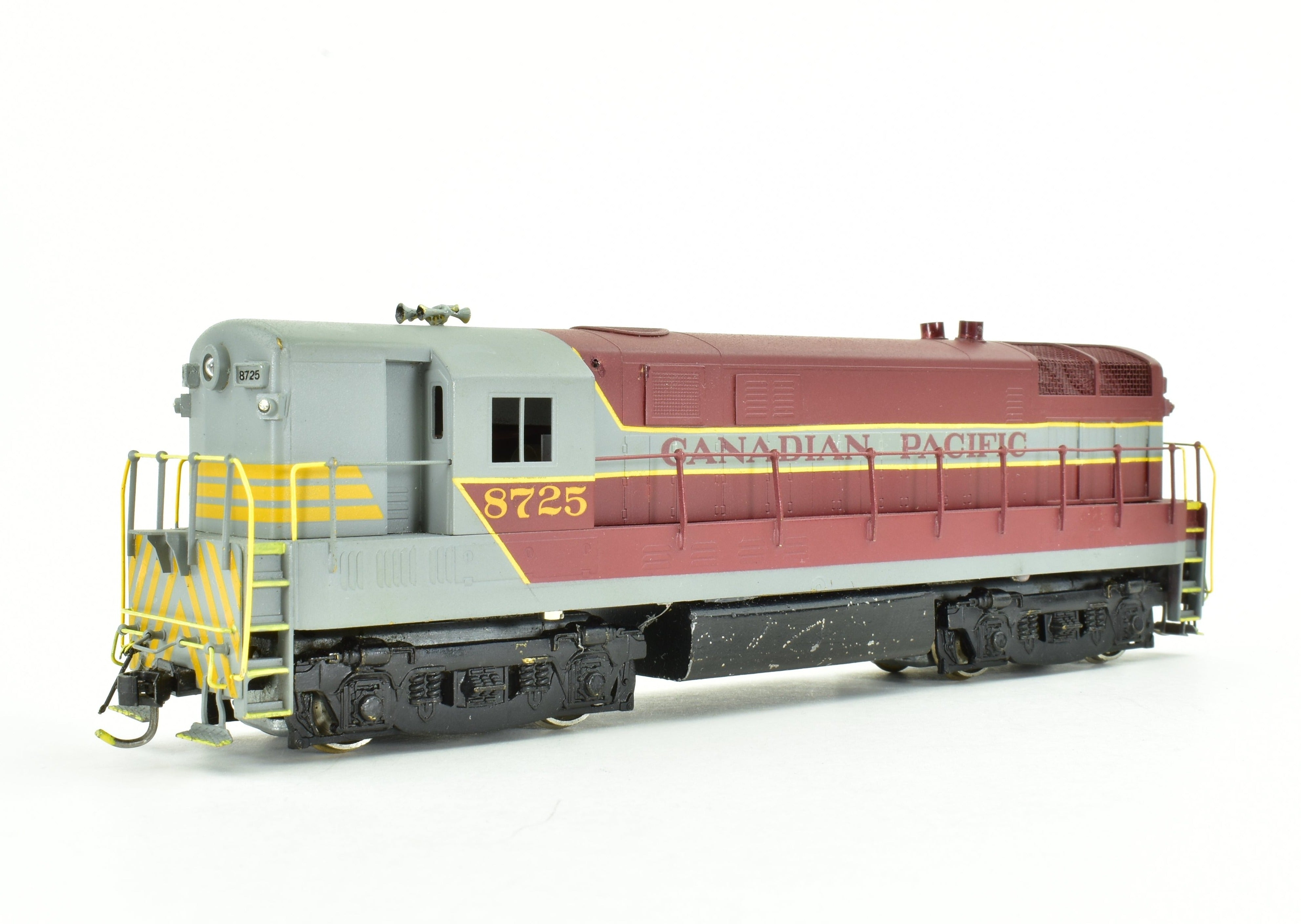 HO Scale Brass Red Ball Canadian Pacific Fairbanks Morse H - 24 - 66 Trainmaster Model Train with Incorrect Box