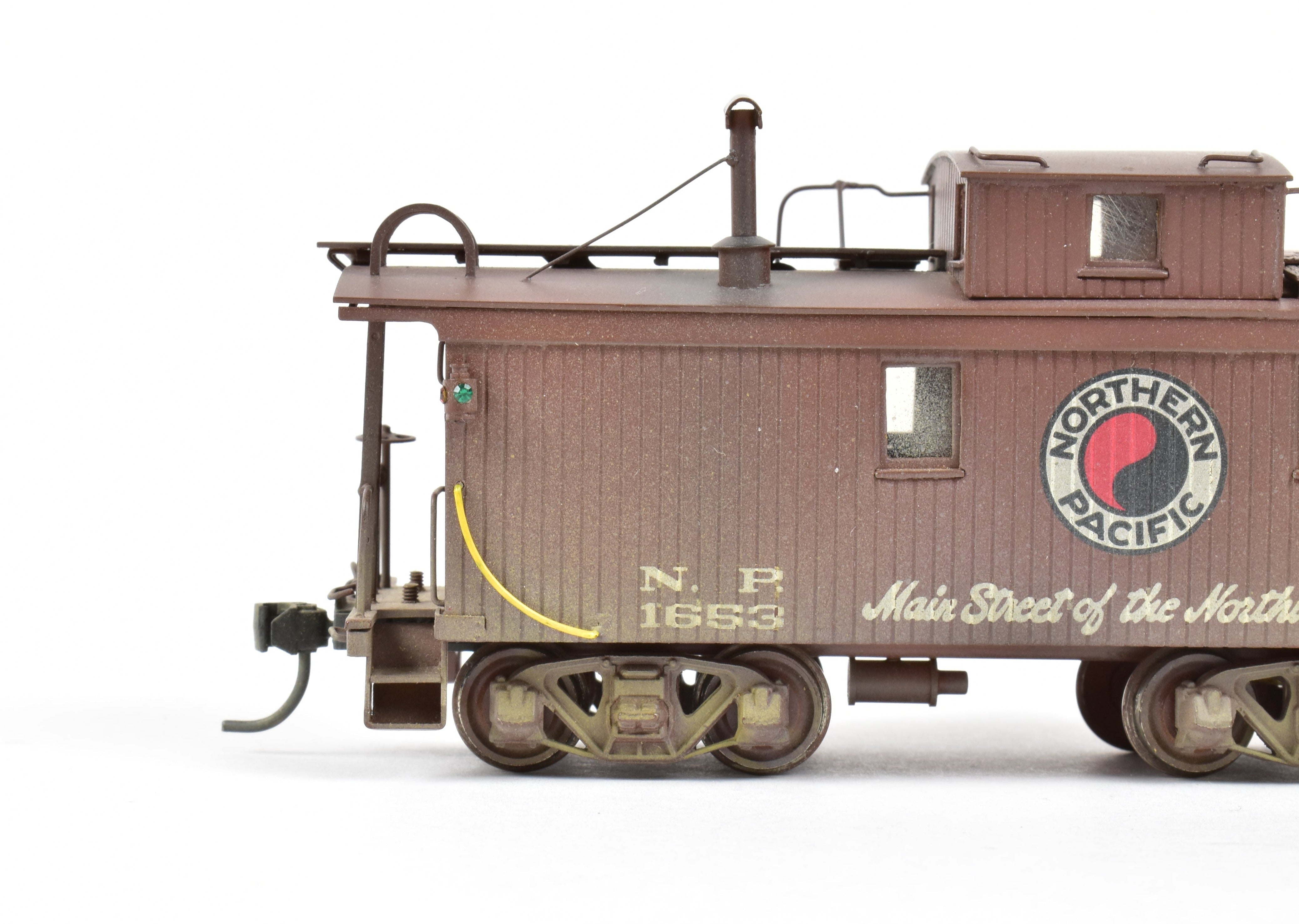HO Scale Brass PFM - United Custom - Painted Northern Pacific Wood Caboose Model for Train Enthusiasts