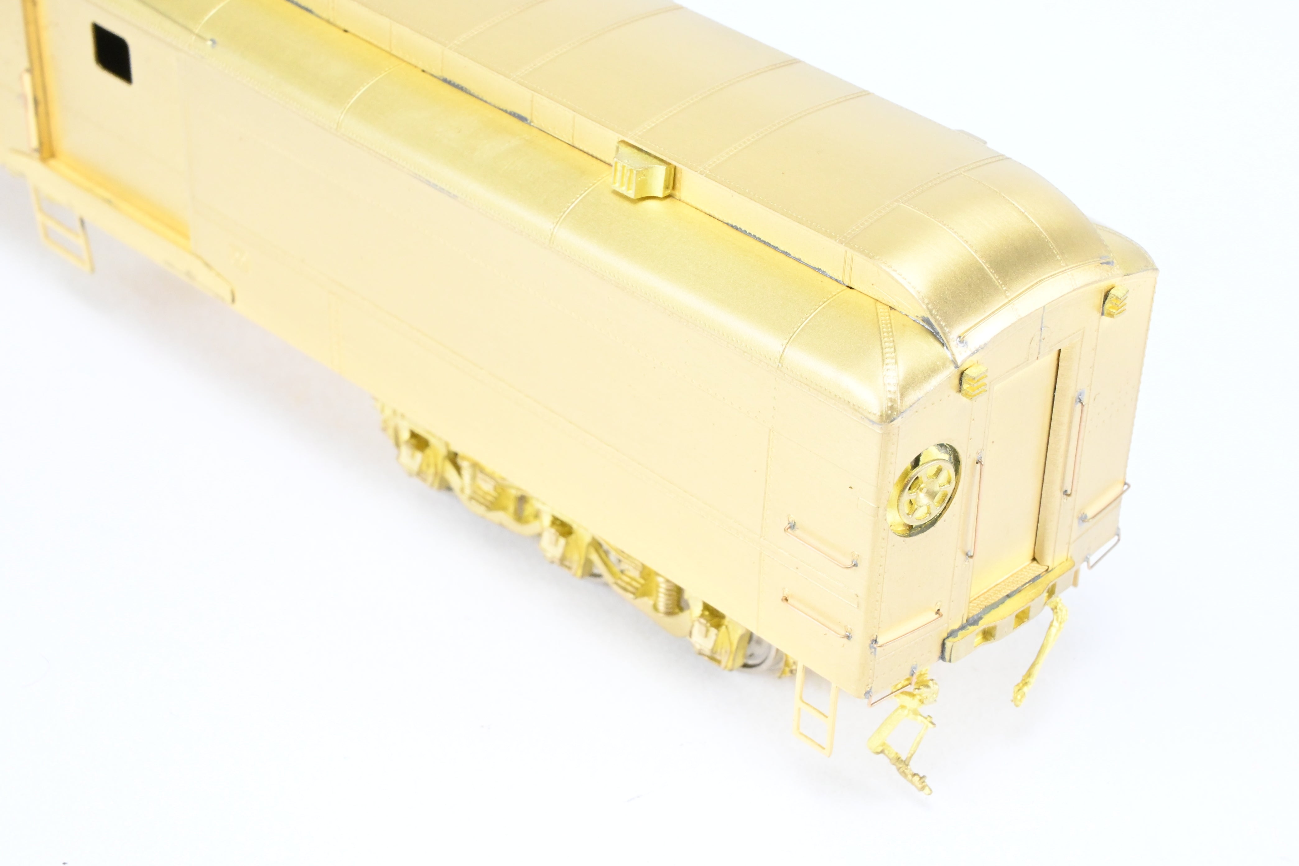 HO Scale Brass Cascade Models Great Northern Modernized Baggage Car with Round Ends and Steel Doors, Models #475 - 486