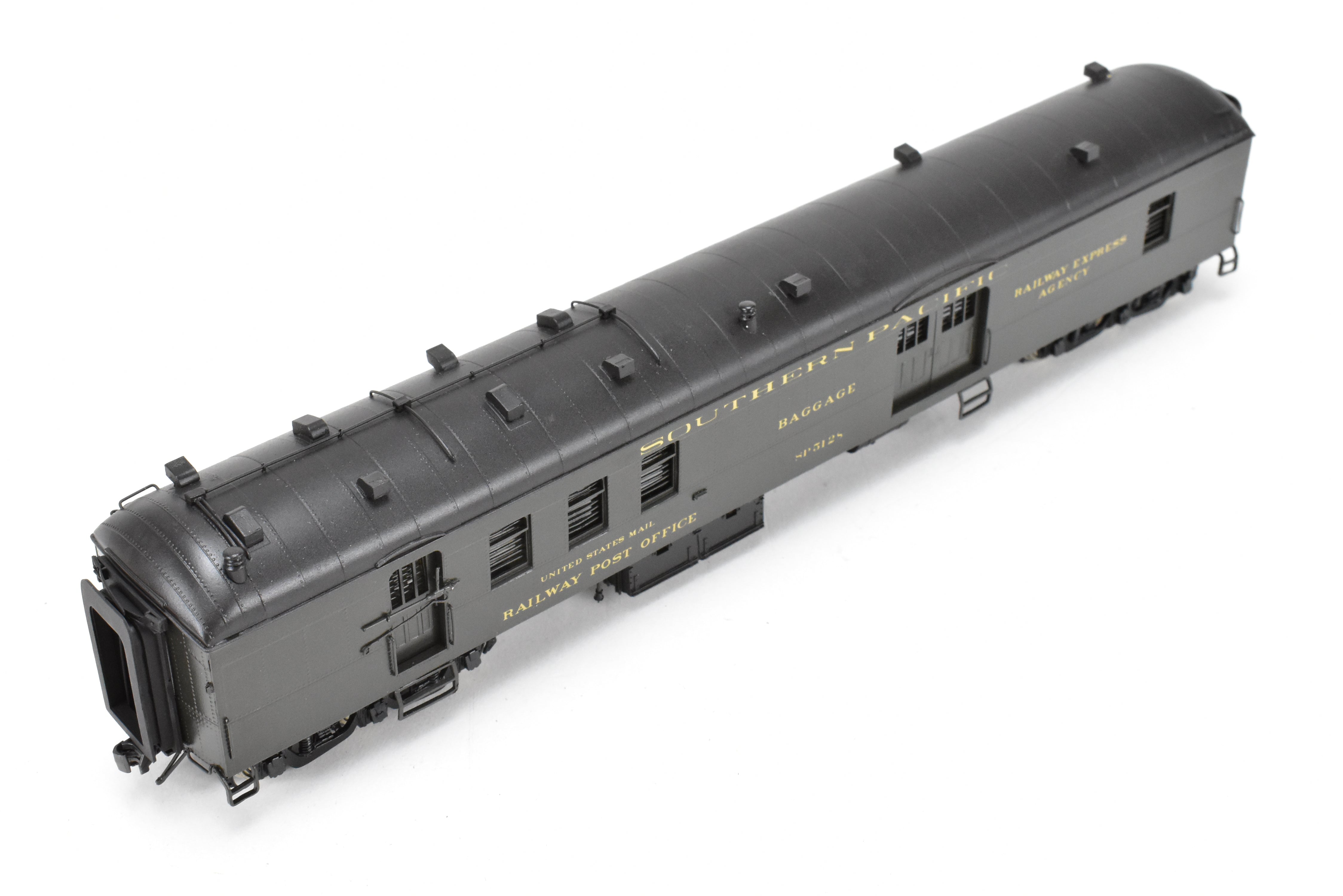 HO Scale Brass Precision Scale Co. Model of Southern Pacific Harriman RPO/Baggage Car 70 - BP - 30 - 2 with Incorrect Packaging