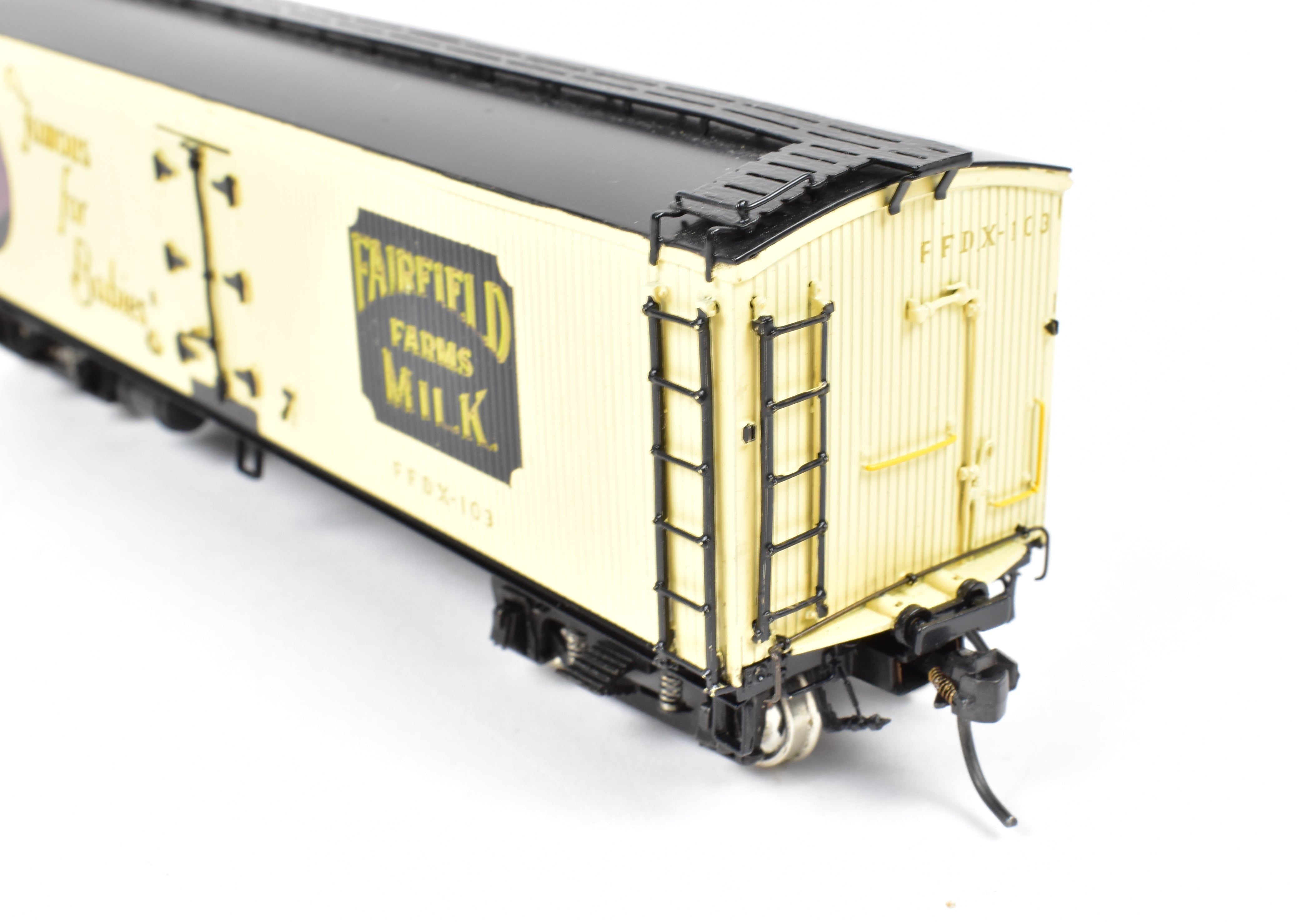 HO Scale Brass PSC Precision 41' Round Roof Milk Tank Car by Fairfield Farms