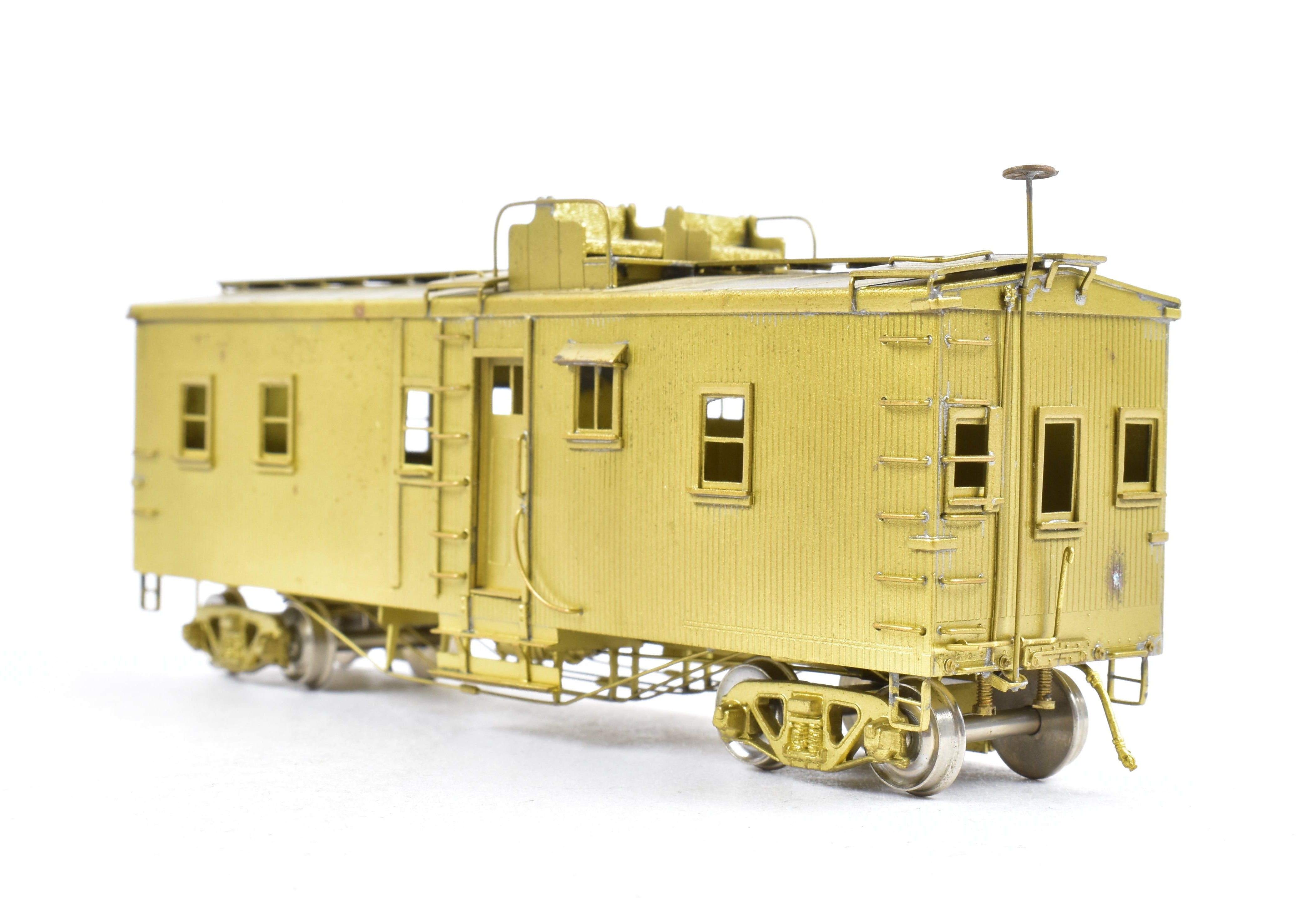 1987 HO Brass ATSF - Santa Fe Caboose with Open - Air Seats by Key Imports