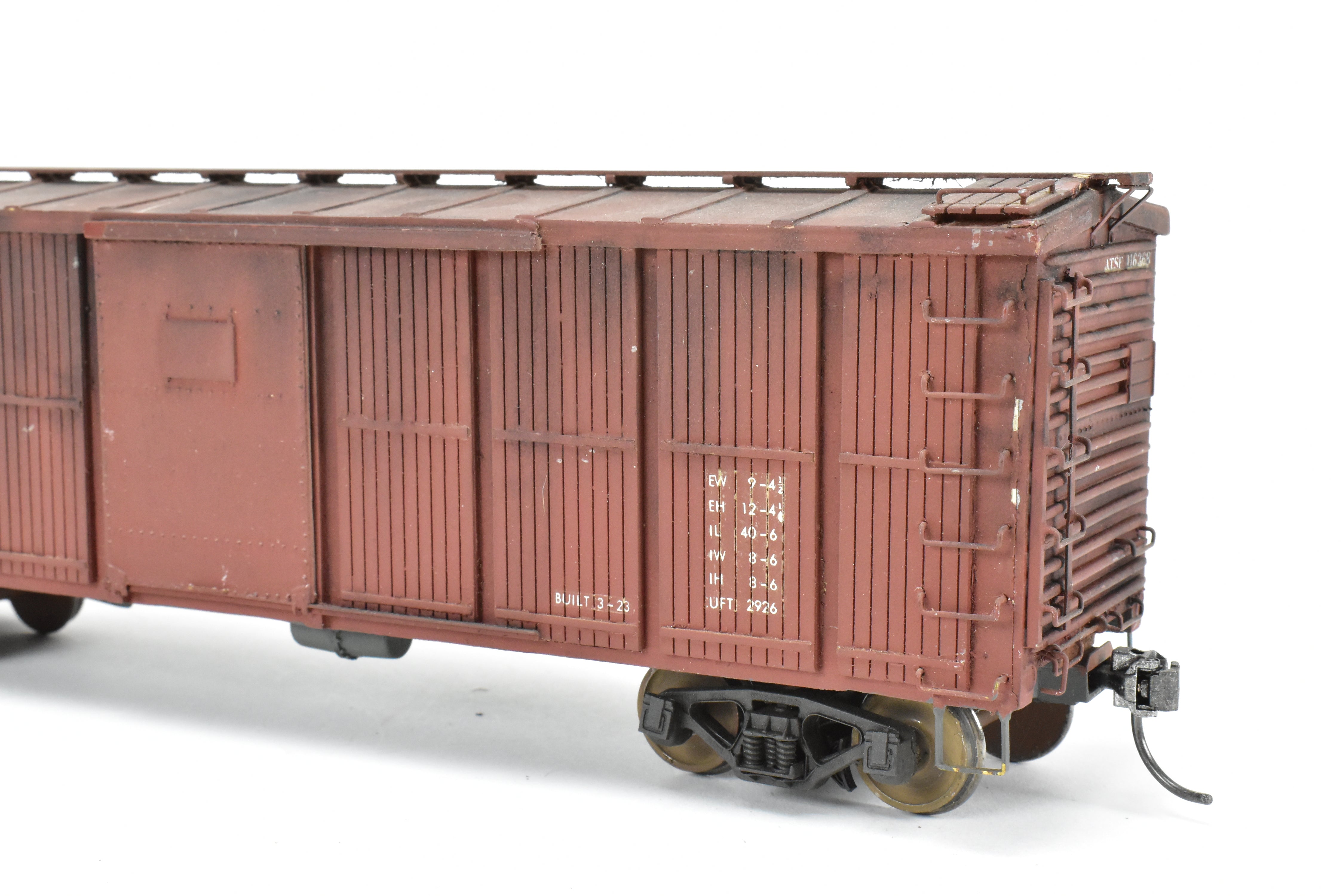 O Scale Chooch Resin ATSF - Santa Fe 40' Wood Boxcar Pro-built #116368