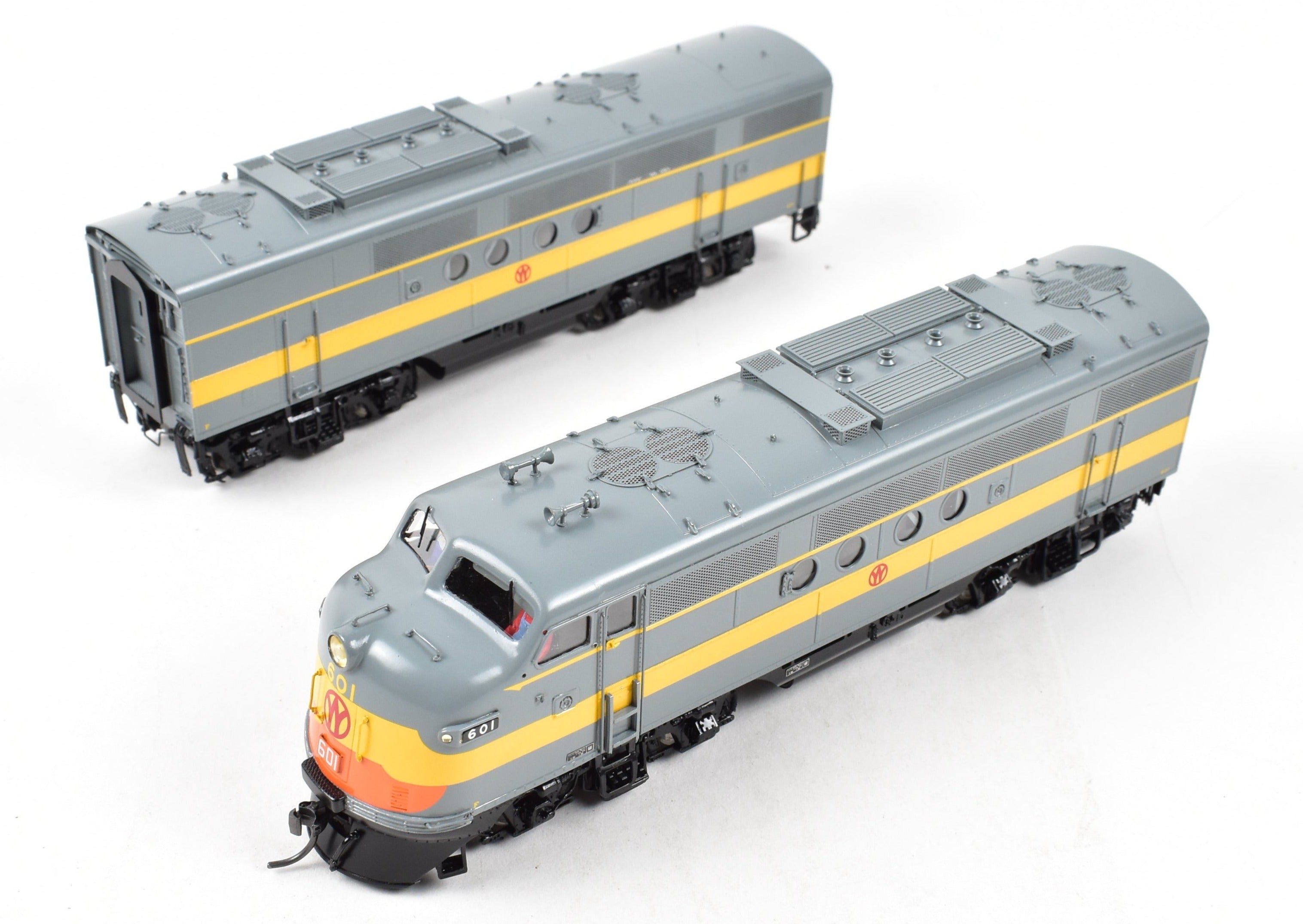 HO Scale Brass DVP Division Point NYO&W Factory Painted Locomotive Set No. 601