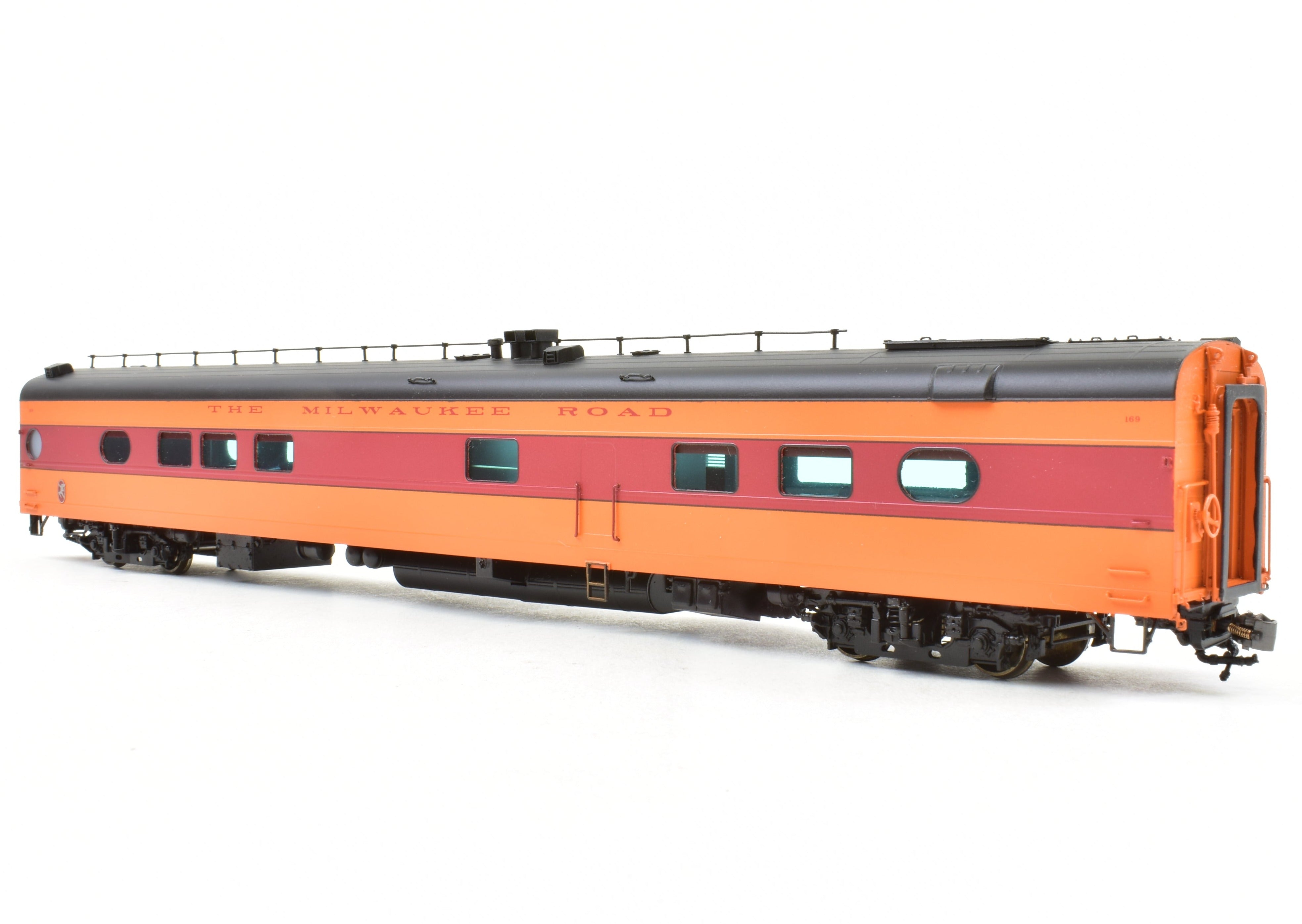 HO Scale Brass Railway Classics Milwaukee Road (MILW) Diner Lounge Model, Factory Painted with Road Number 169