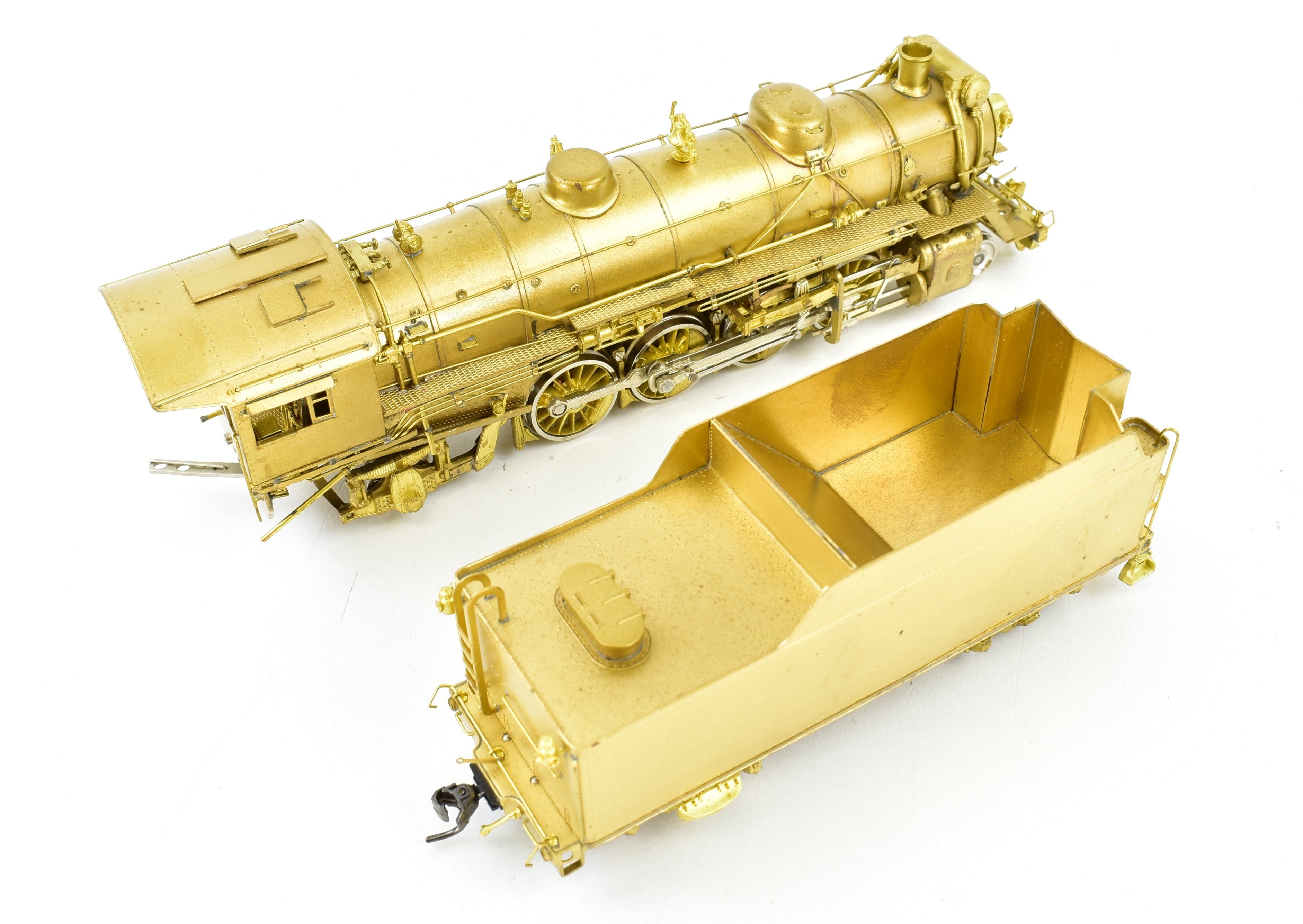 HO Scale Brass Key Imports Model Train - Detroit & Toledo Shore Line #22 2-8-2 USRA Light Mikado Locomotive