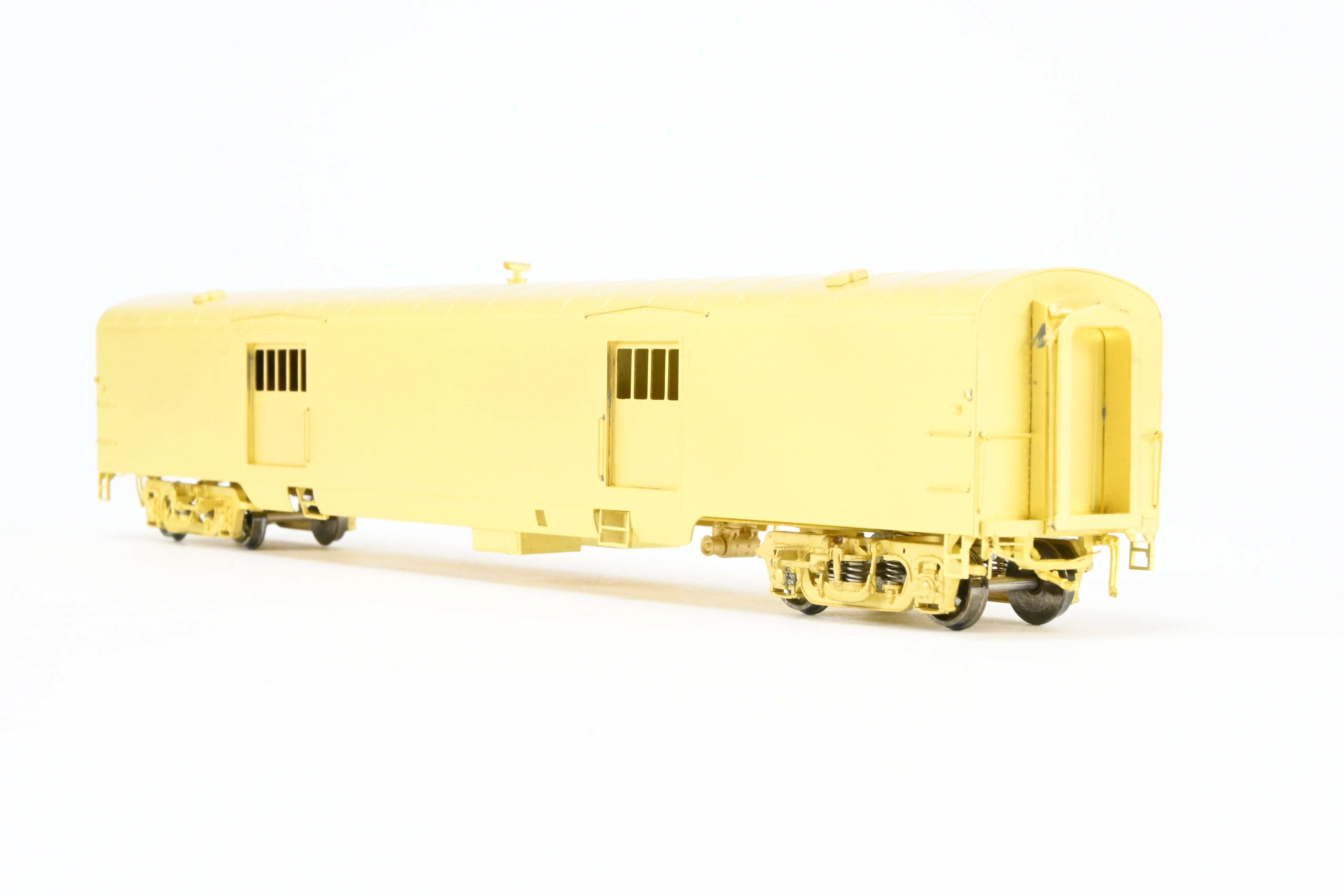 HO Scale Brass Great Northern Streamlined Baggage Car #266 - 267 by A. W. Enterprises