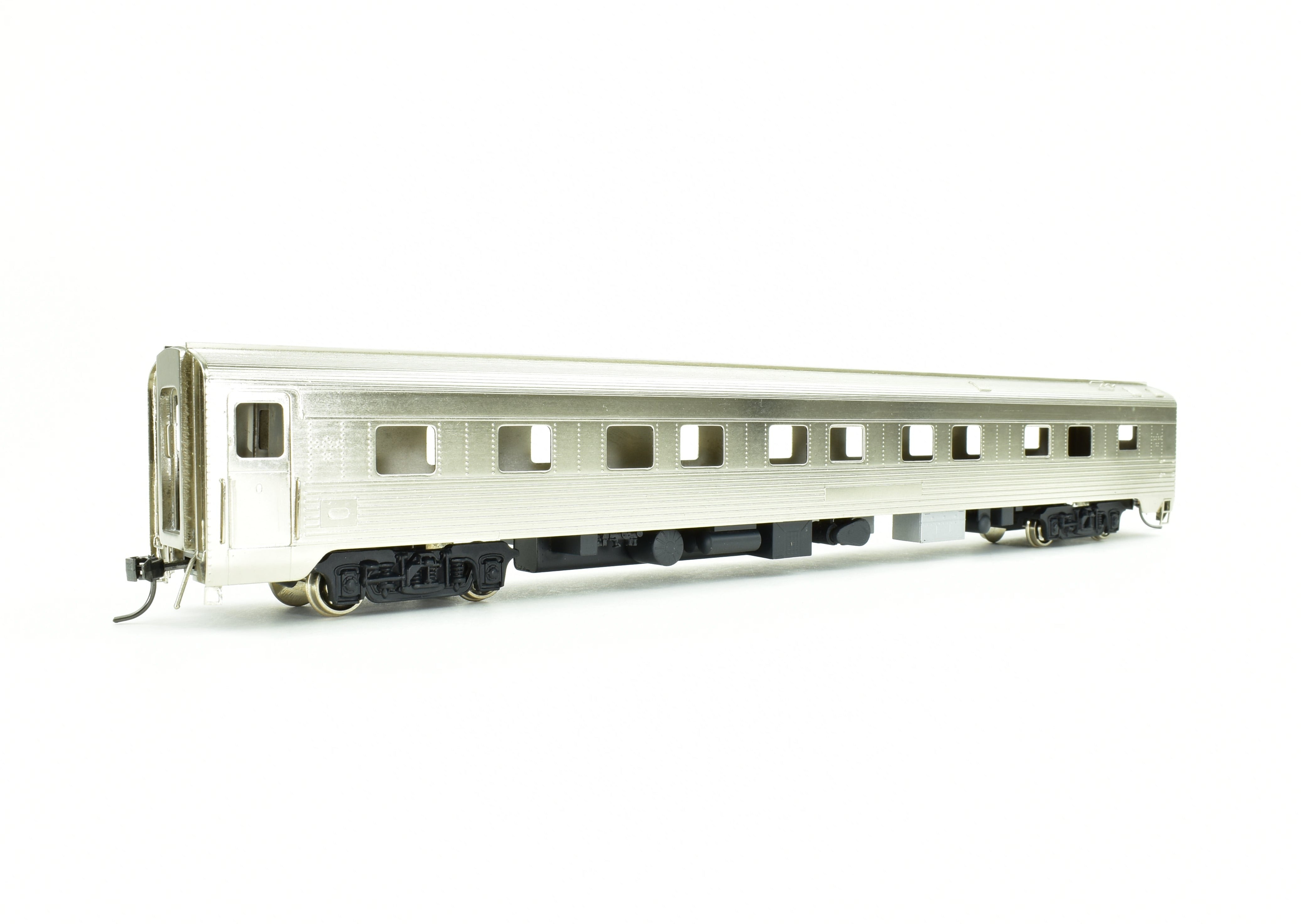 HO Scale Brass Model Train Sleeper by S. Soho & Co. - Canadian Pacific Railroad Chateau Latour 8-1-3-4 Lightweight Design