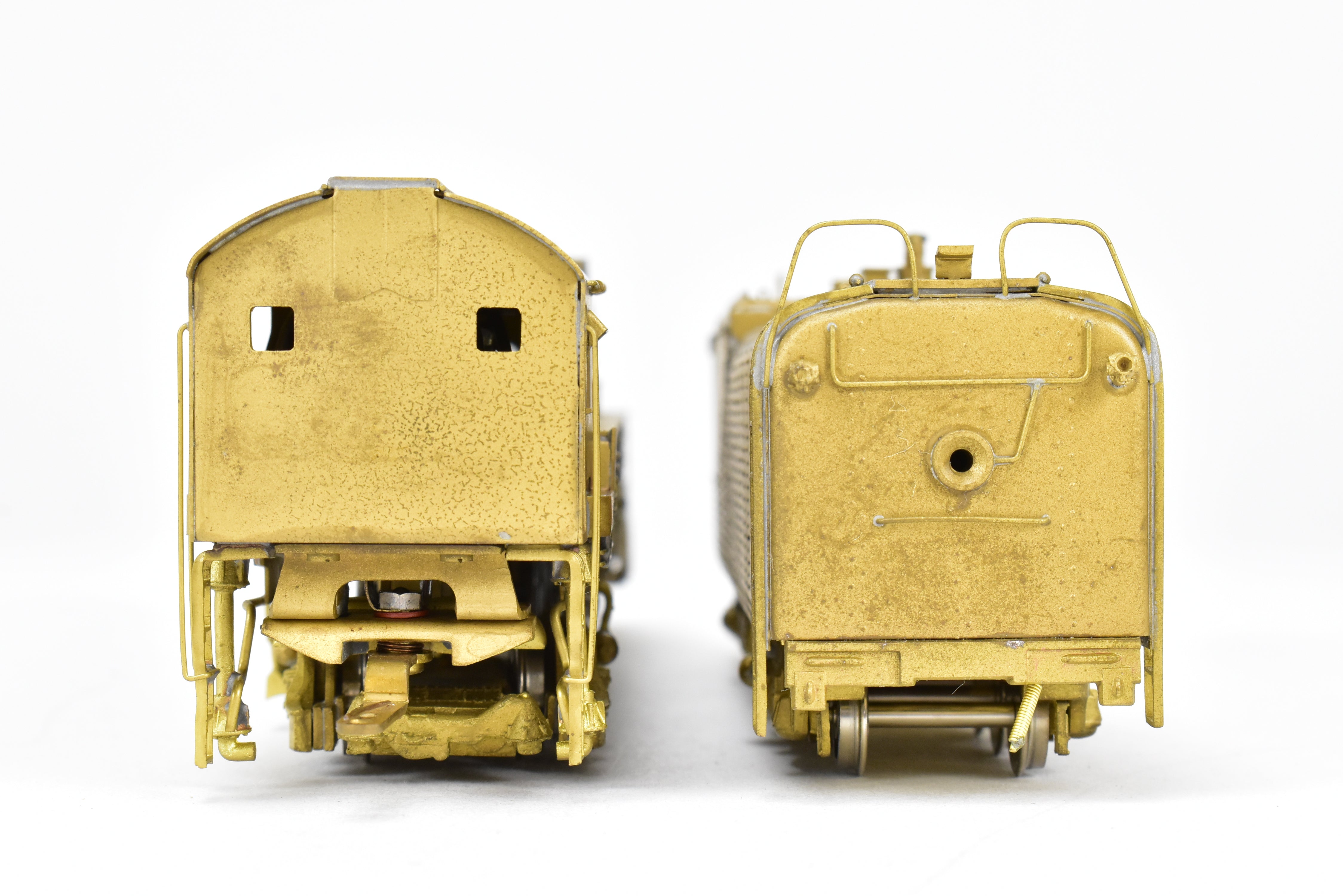 HO Scale Brass Balboa Southern Pacific GS - 4 4 - 8 - 4 Steam Locomotive Model with Detachable Skirts