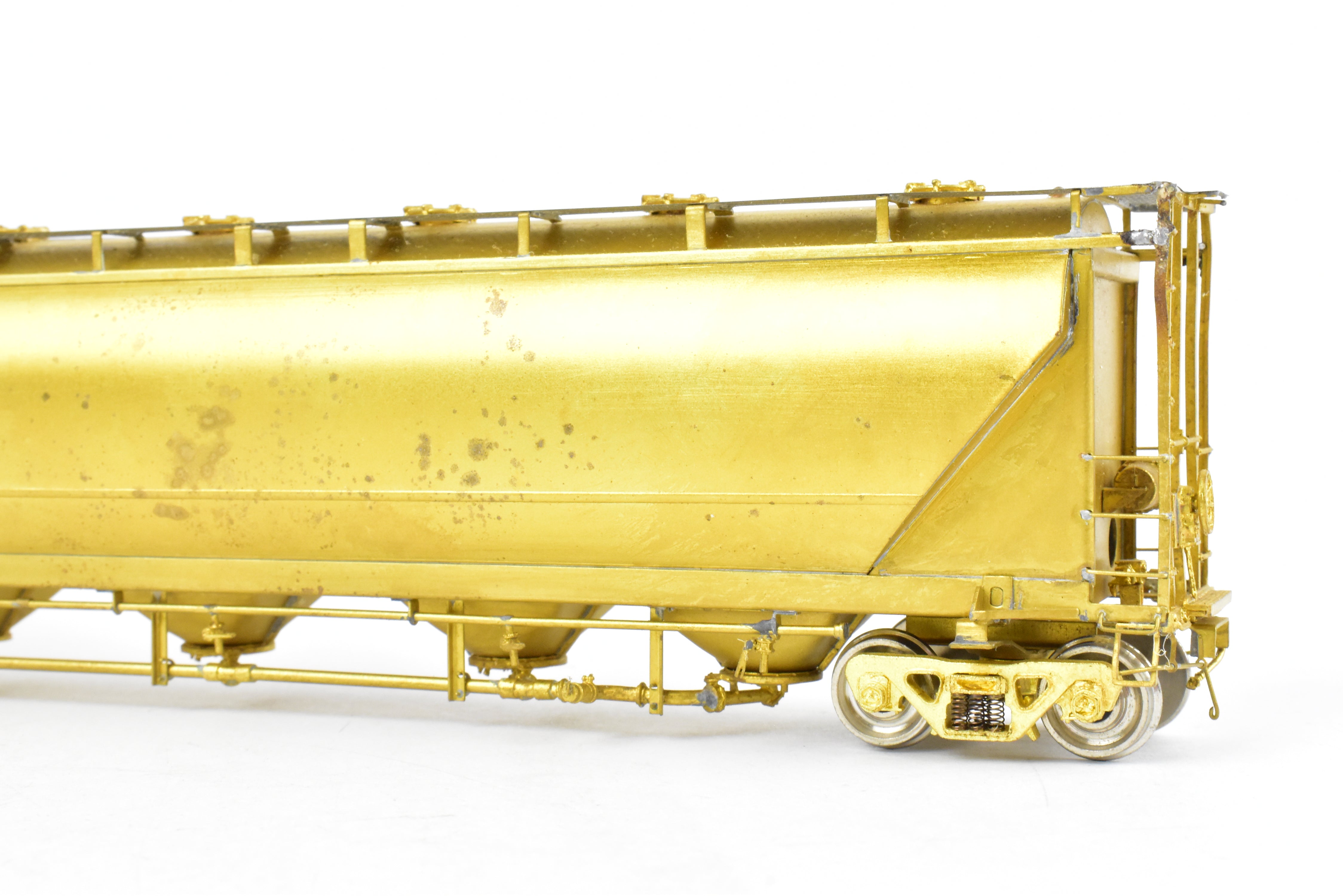 HO Brass OMI North American 5 - Bay Pd 5000 Covered Hopper by Overland Models