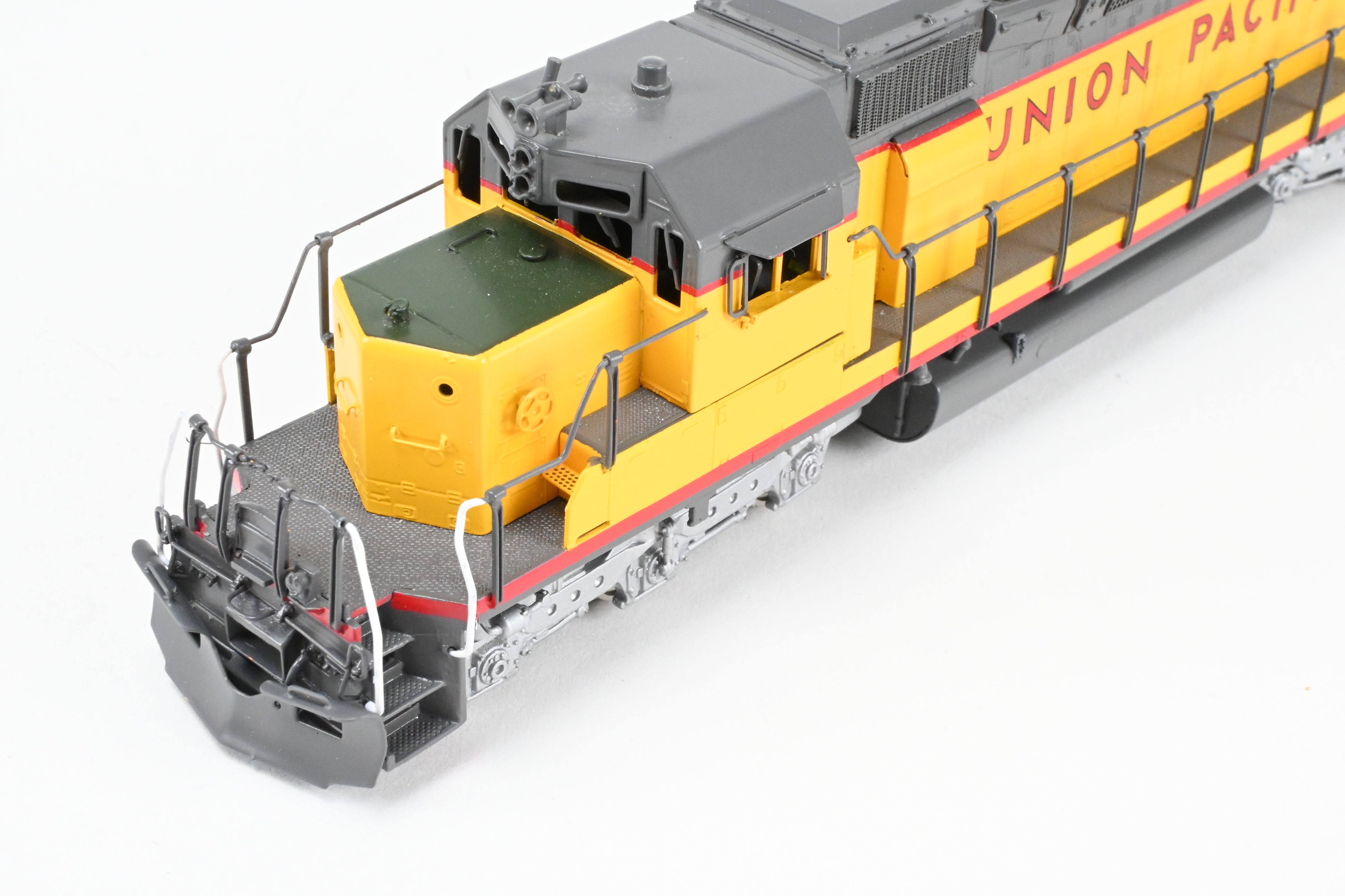 HO Scale Brass E&P Associates Union Pacific EMD SD40-2 Phase IIb Freight Locomotive Model without Number Lettering