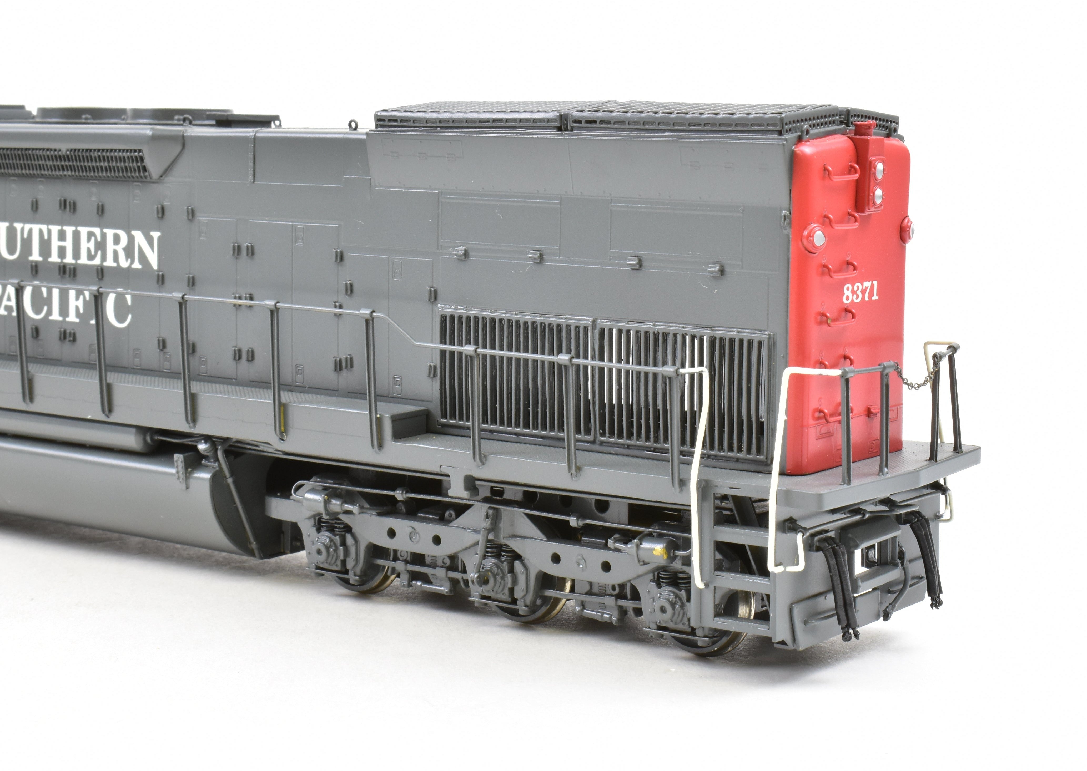 Southern Pacific EMD SD40T - 2 116 Nose Factory Painted Model Train No. 8731 by Overland Models (OMI) - S Brass CON