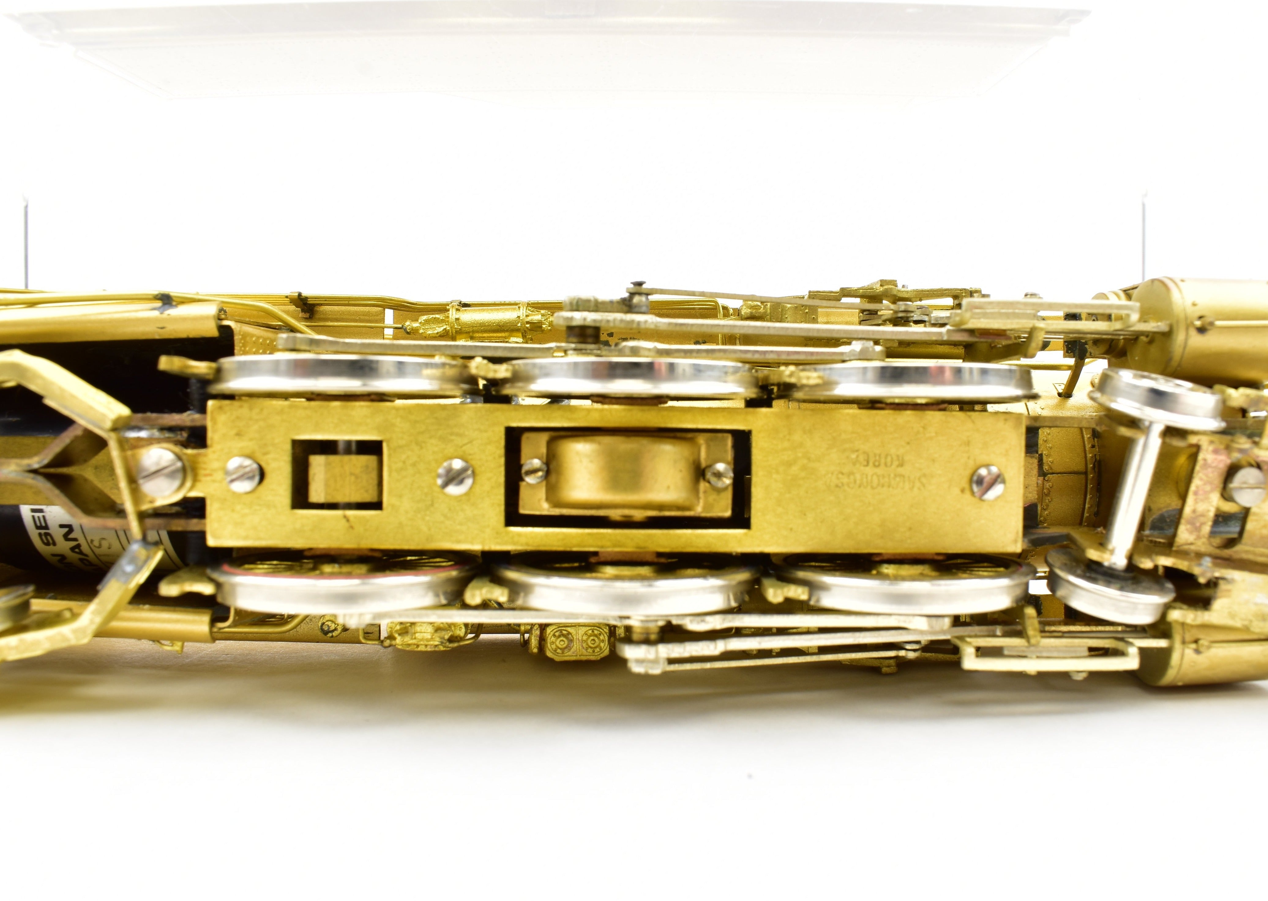 HO Scale Brass Key Imports Erie Railroad K - 5a 4 - 6 - 2 Pacific Steam Locomotive Model from 1941 Era