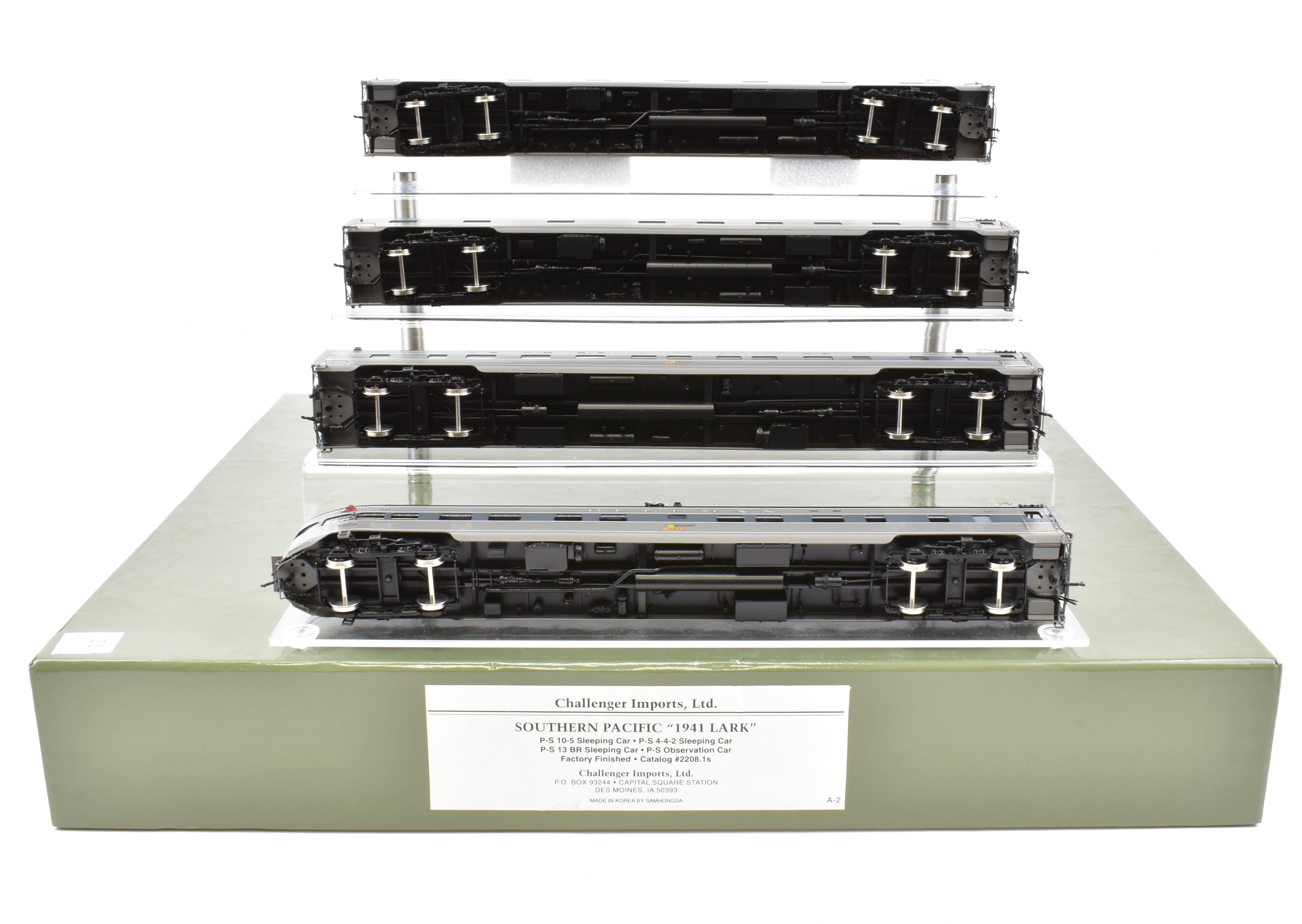HO Scale Brass Model Train Set - Challenger Imports SP Southern Pacific 1941 Lark 9 - Car Collection Featuring Various Car Types