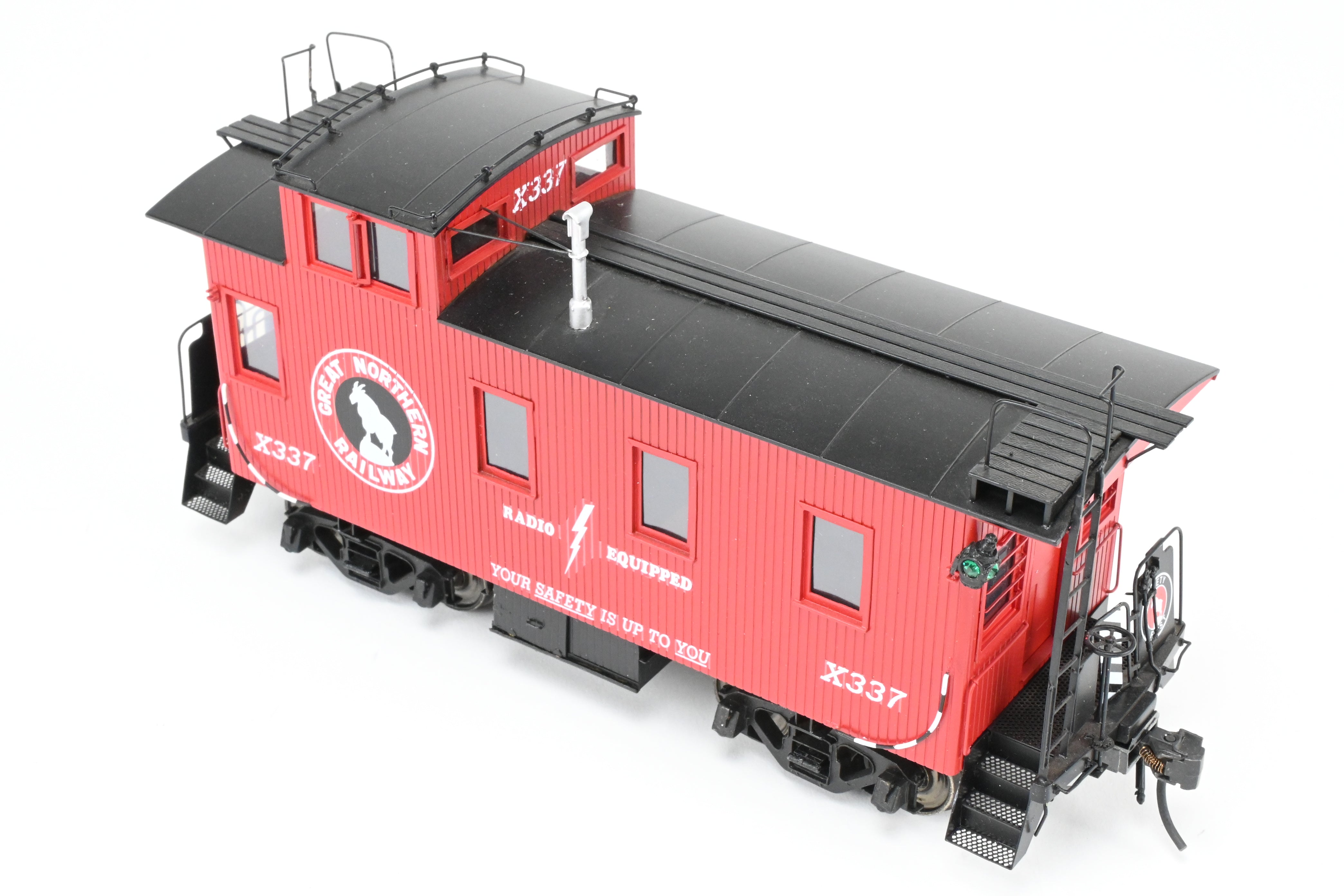 Collectible Great Northern Wood Caboose FP #X337 Collectors Edition Model by Beaver Creek Model Co. in Brass