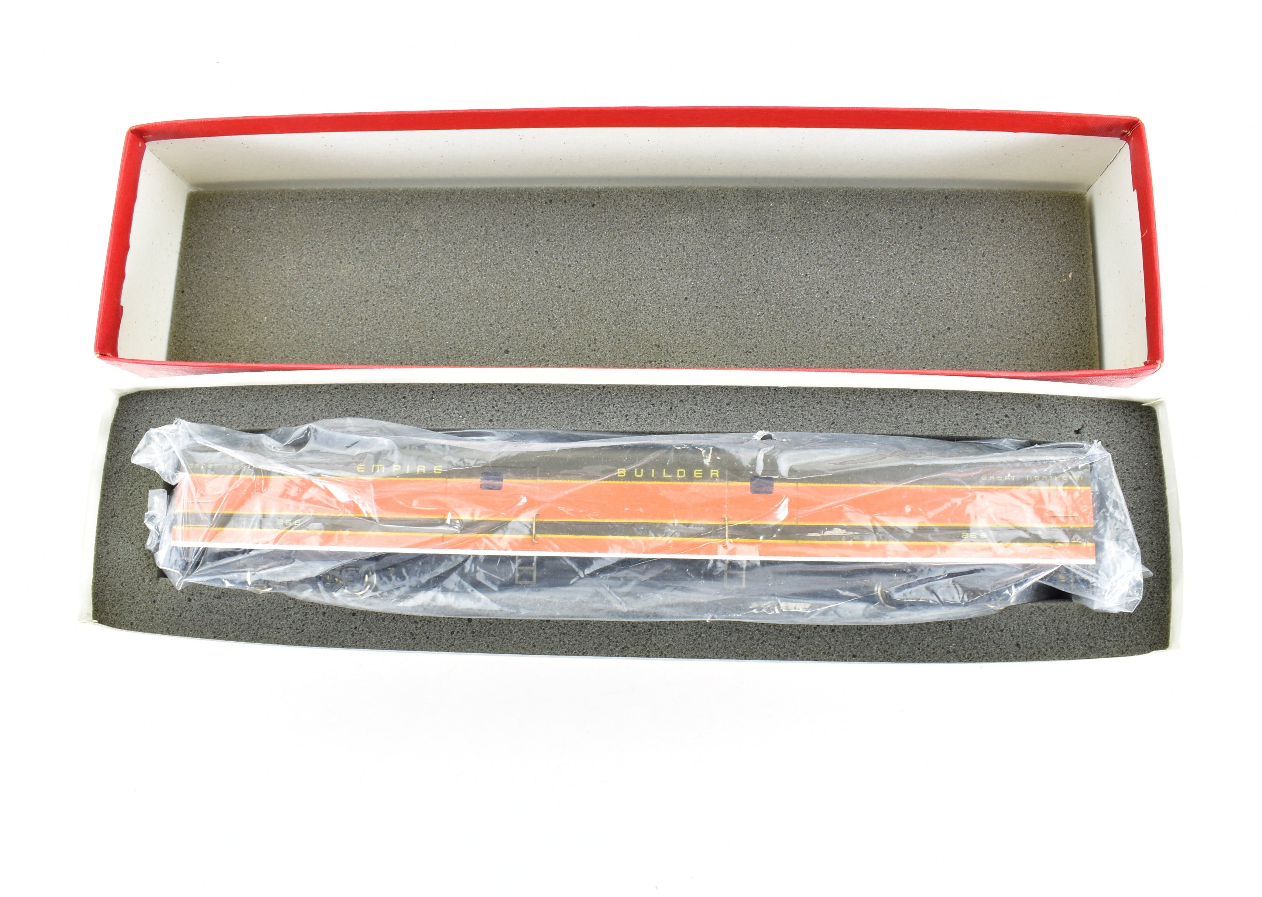 HO Scale Custom Painted Brass Baggage Car Model by S. Soho & Co., Great Northern #200, Empire Builder No. 268