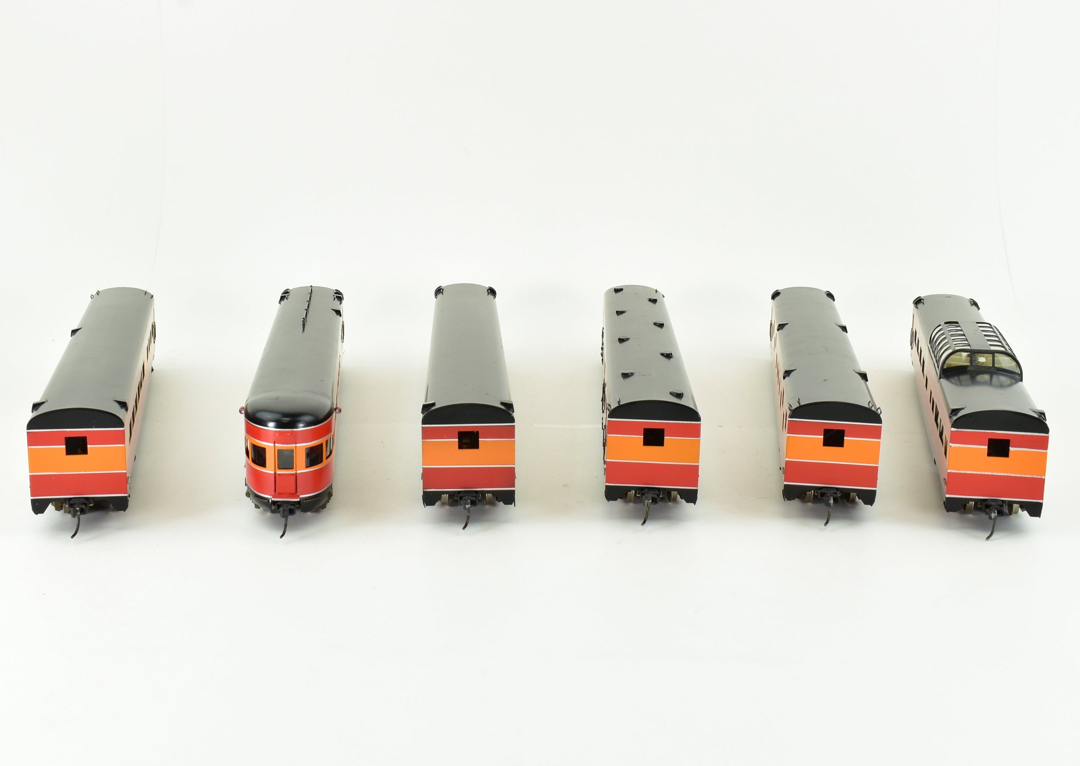 HO Scale Brass Balboa SP - Southern Pacific Daylight Factory-Painted 6-Car Passenger Set