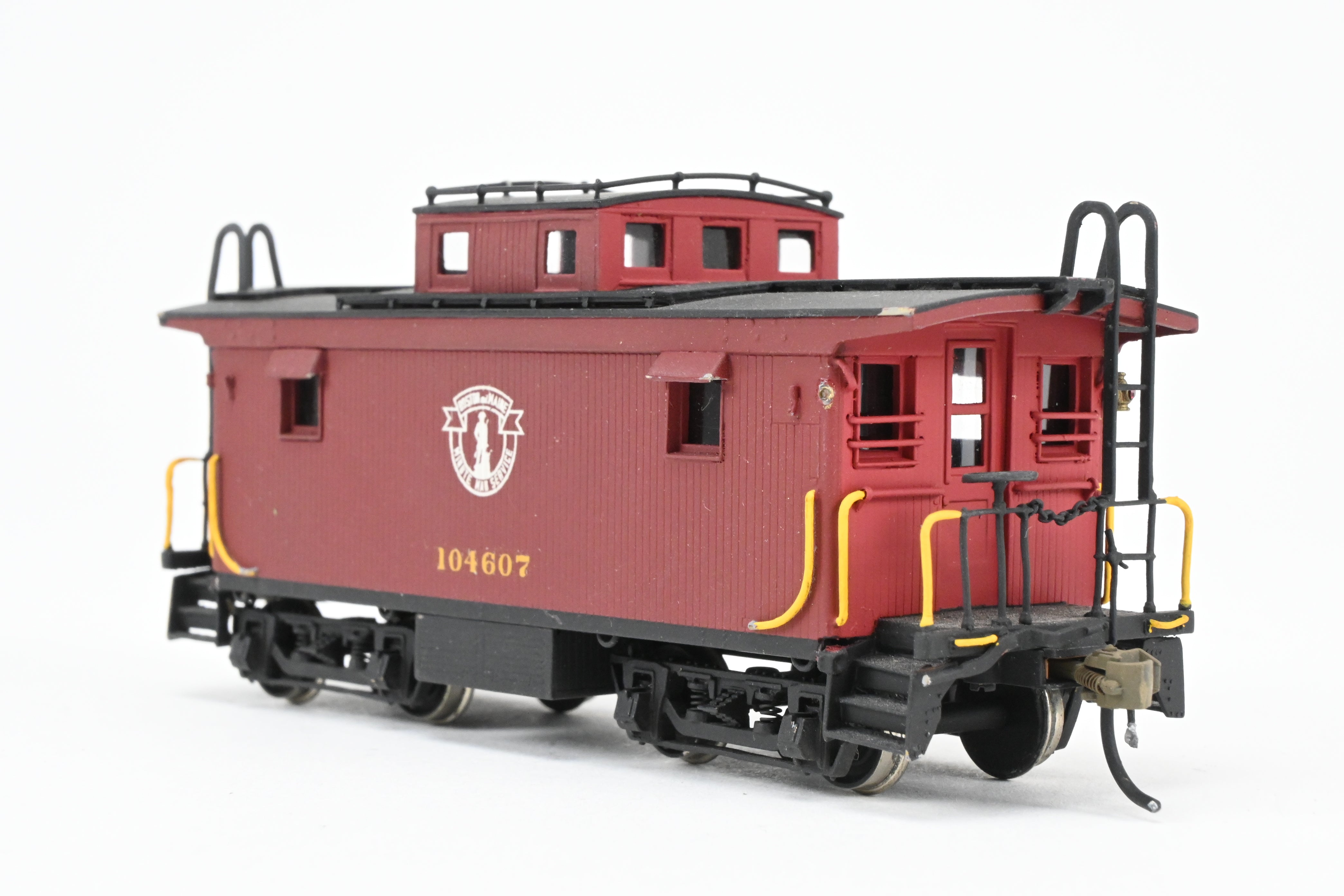 OMI Overland Models, Inc. Custom Painted B&M Boston & Maine Wood Caboose #104647