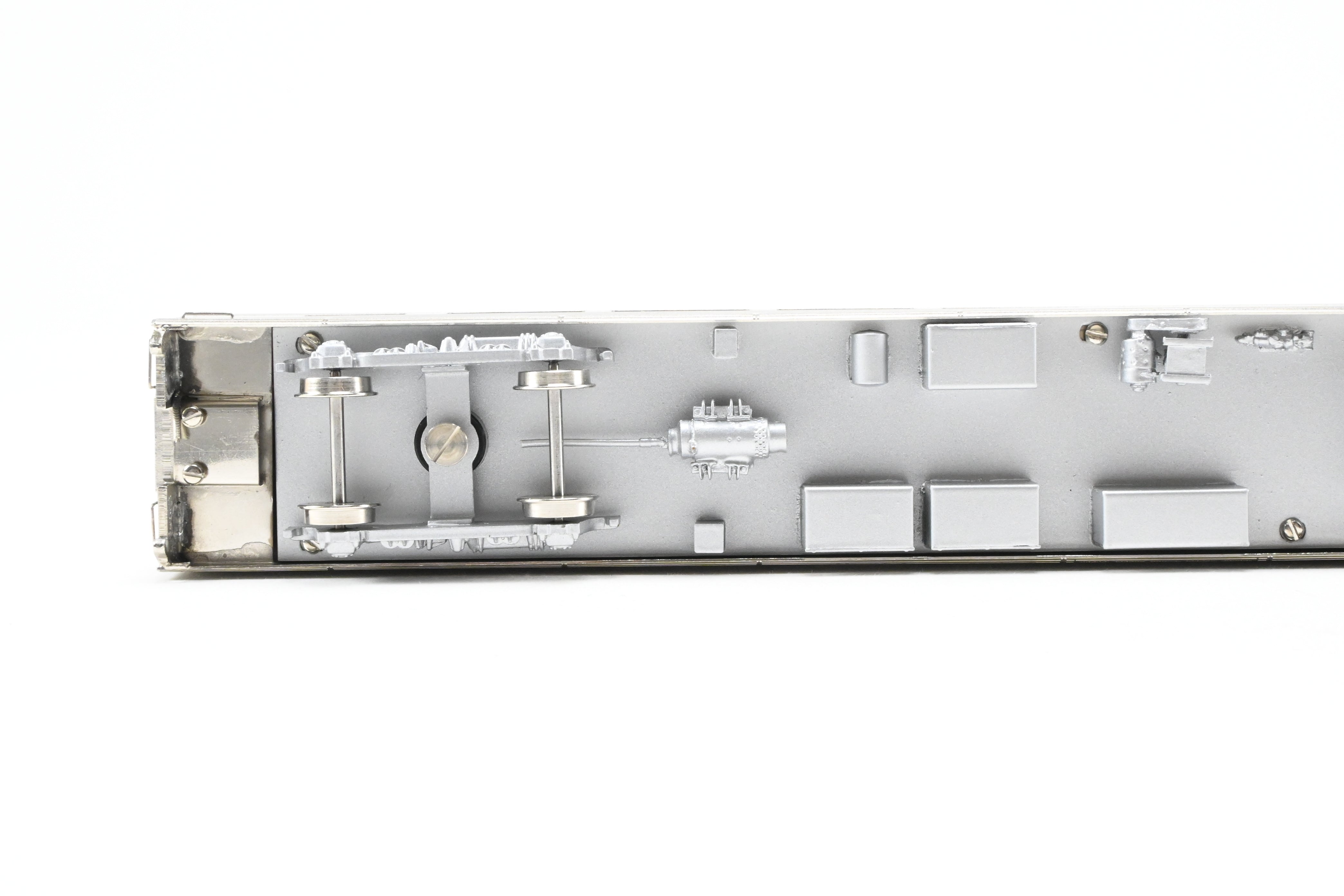 HO Scale Brass Model of Oriental Limited CB&Q - Burlington Route Twin Cities Zephyr Diner (Models 196 - 197)