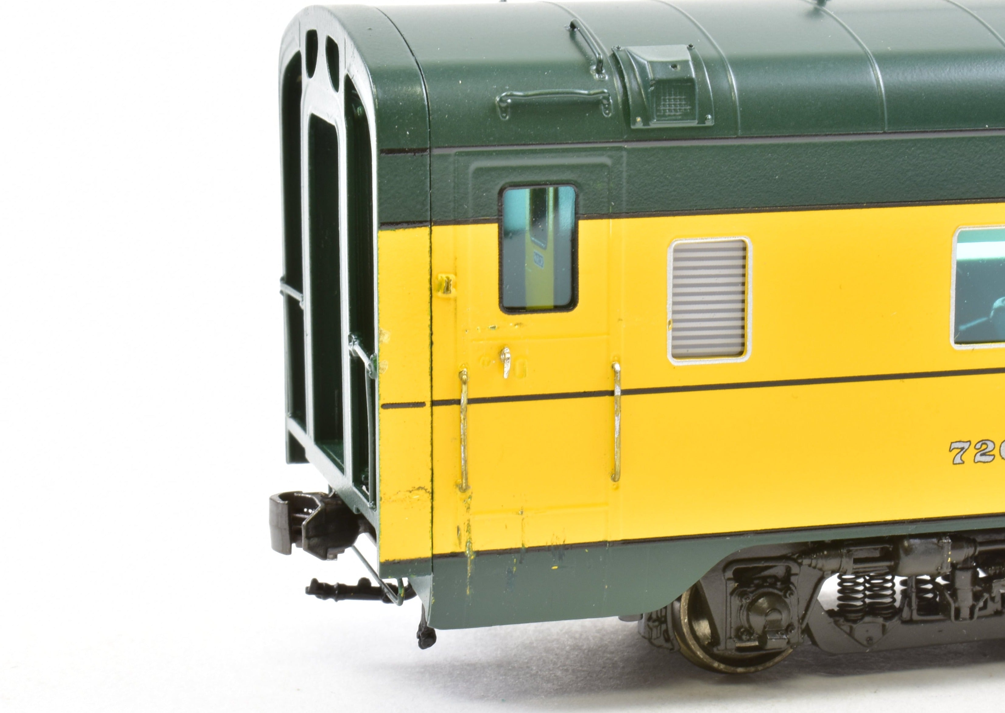 HO Scale Brass C&NW - Chicago and North Western 400 Observation FP 7201 Railway Classic Model