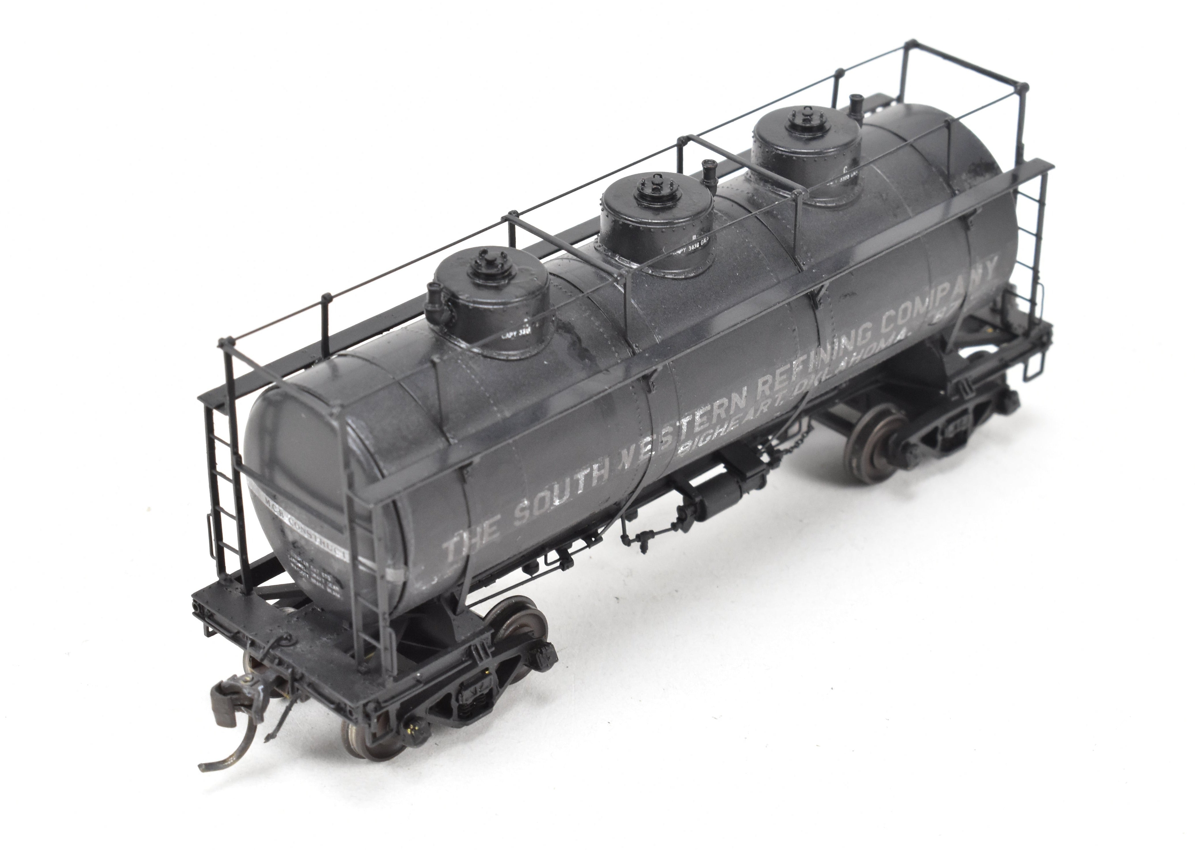 HO Scale Brass W&R - W&R Enterprises Various Roads AC&F 10,000 Gallon 3-Dome Tank Car with High Walkway for Model Railroad Collection