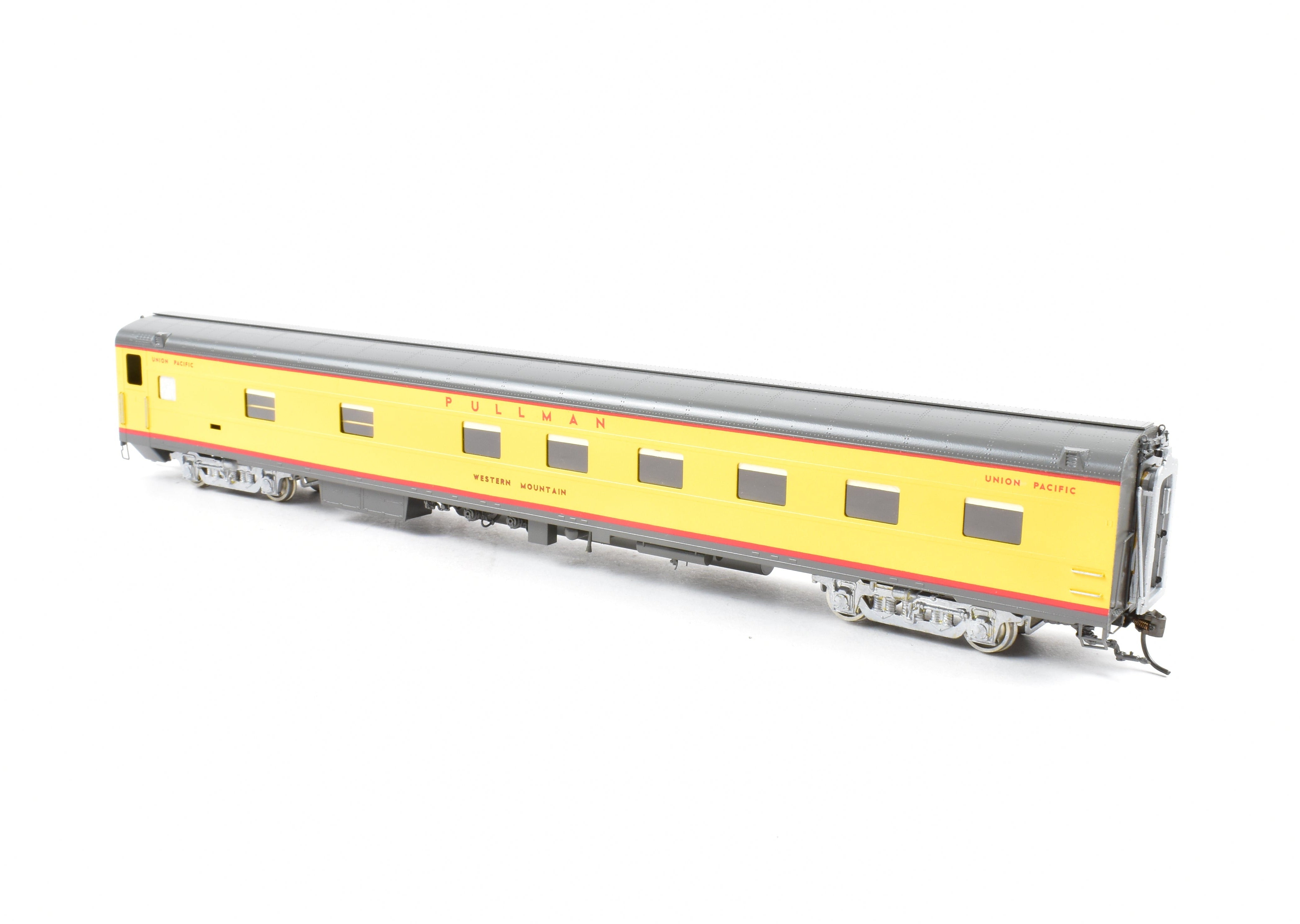 High - Quality HO Scale Brass Cascade Models C&NW - Chicago & North Western 12 RMT/4DBR Western Series Sleeper Car for Model Trains, CP Version