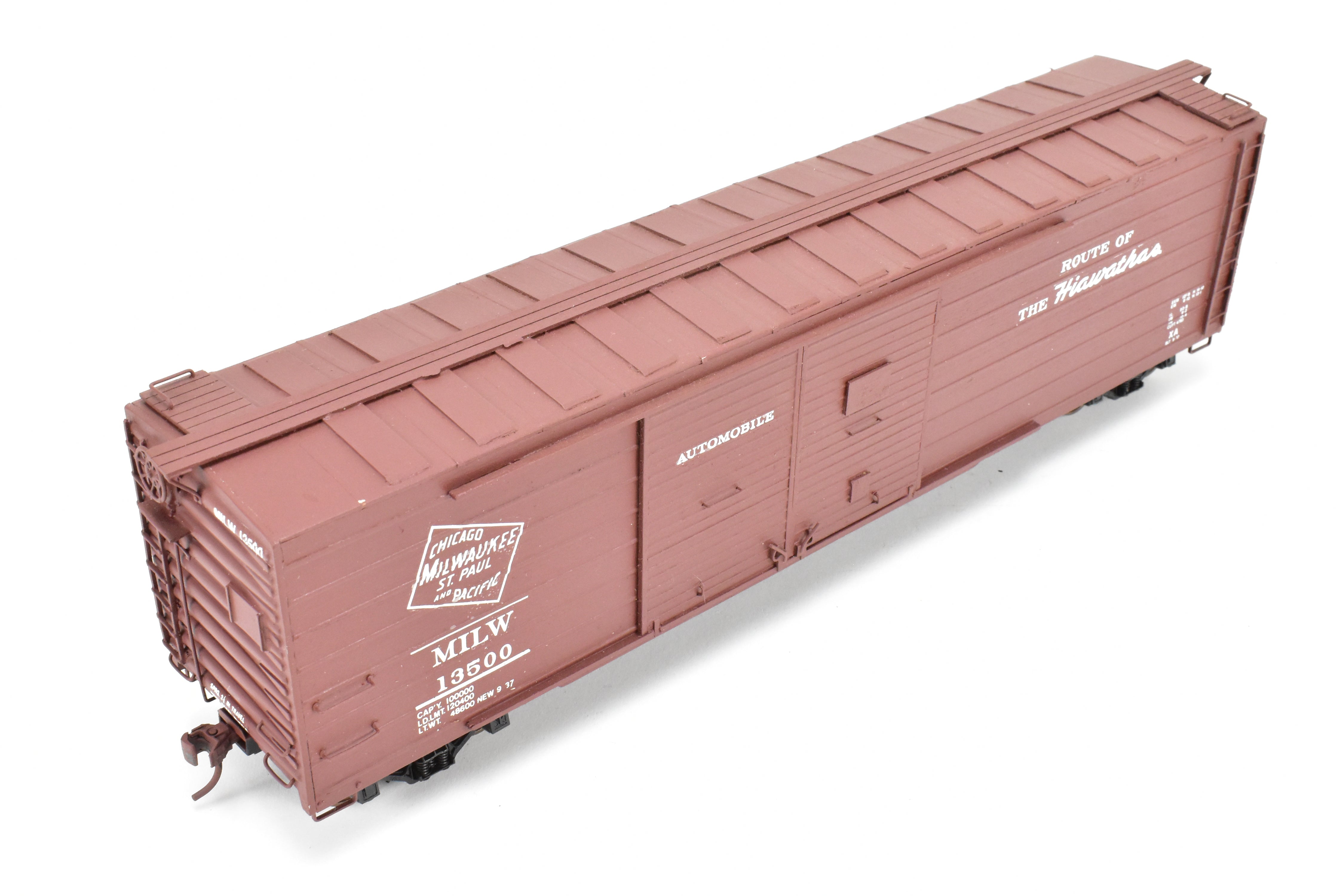 O Scale Model Train Resin Rails Unlimited MILW - Milwaukee Road 50-Foot Double Door Boxcar, Custom-Built and Professionally Painted, Numbered 13500