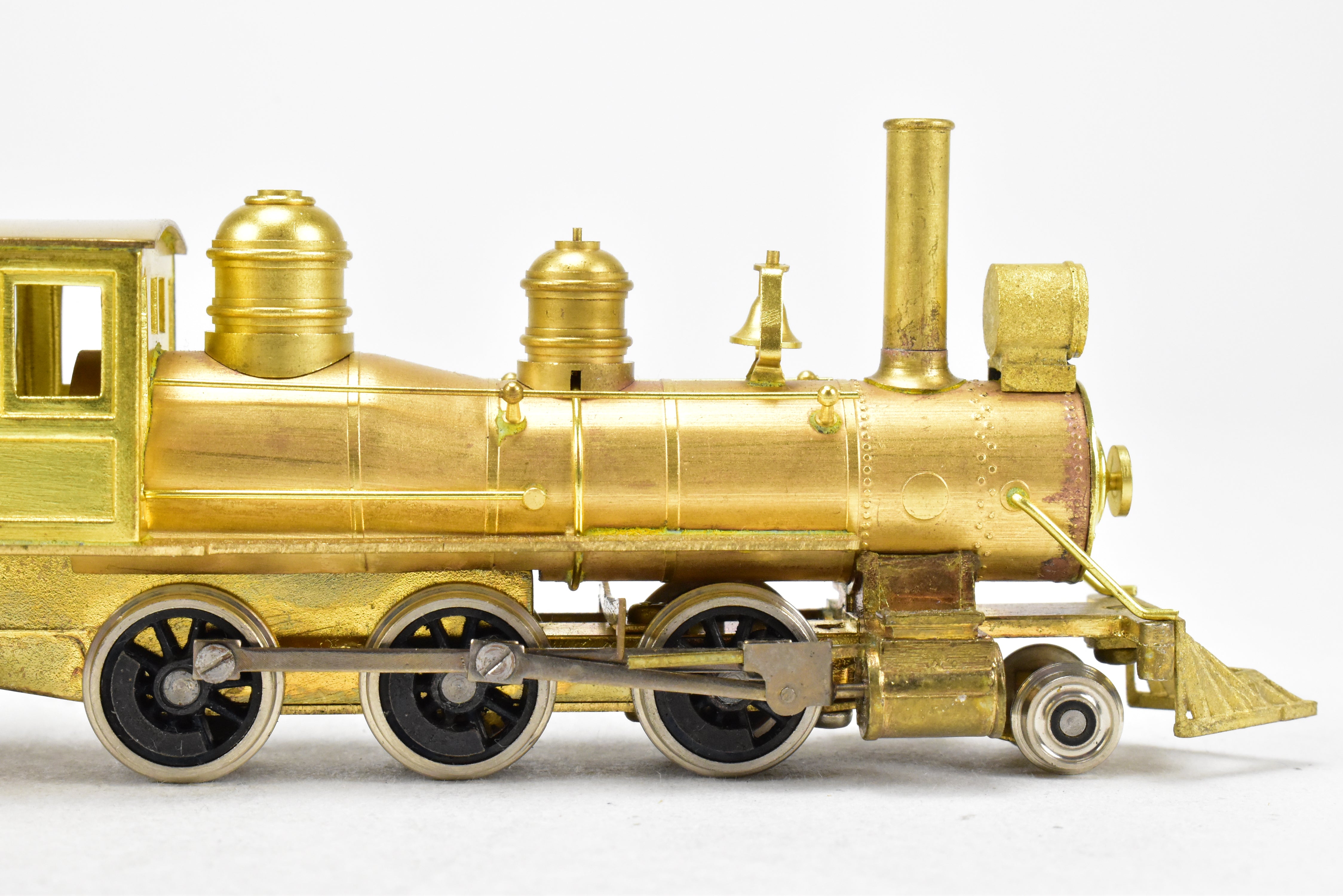 HOn3 Scale Brass Model Train - Far East Distributors Mogul 2-6-0 Steam Locomotive from Circa 1910 in Spartan Series