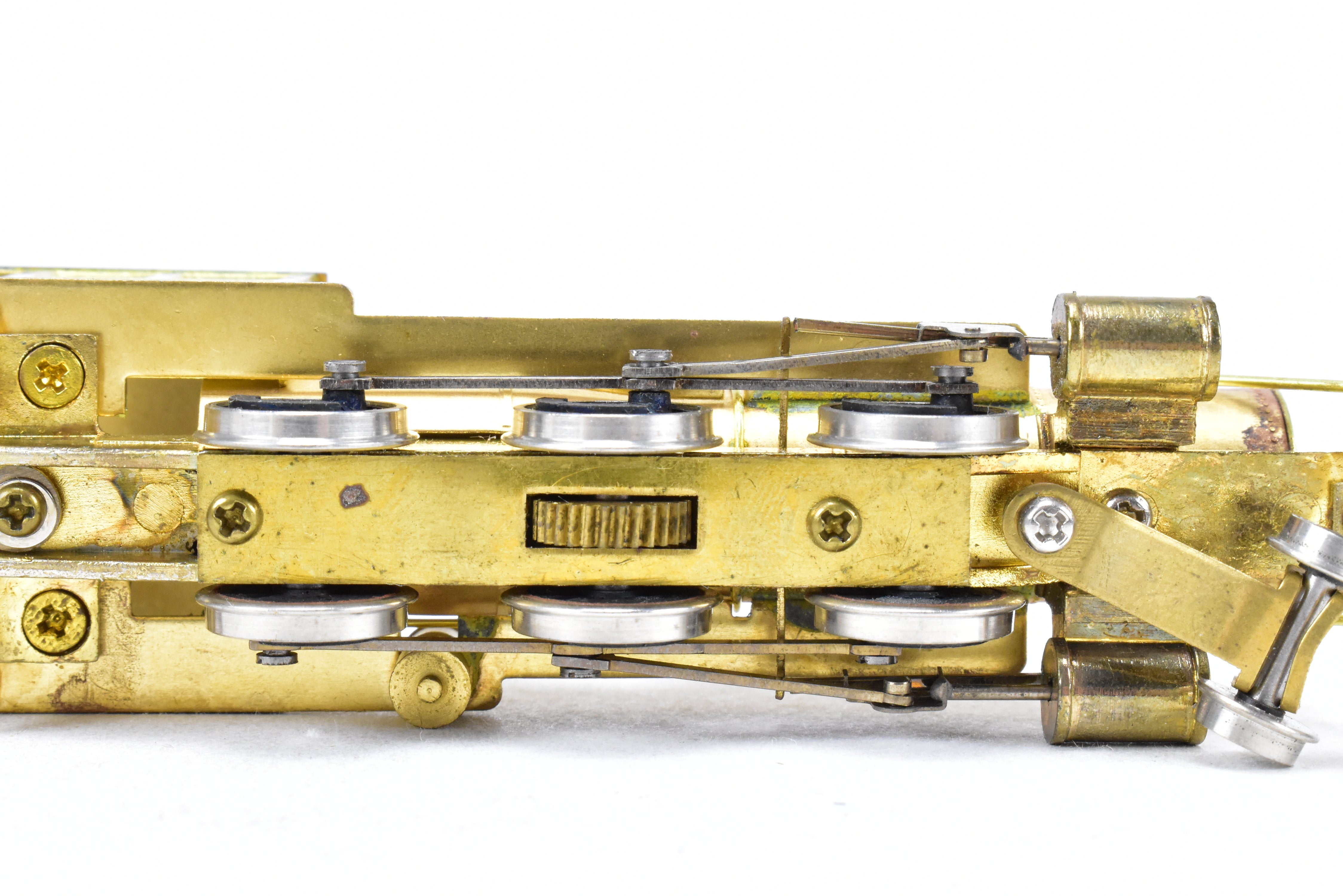 HOn3 Scale Brass Model Train - Far East Distributors Mogul 2-6-0 Steam Locomotive from Circa 1910 in Spartan Series