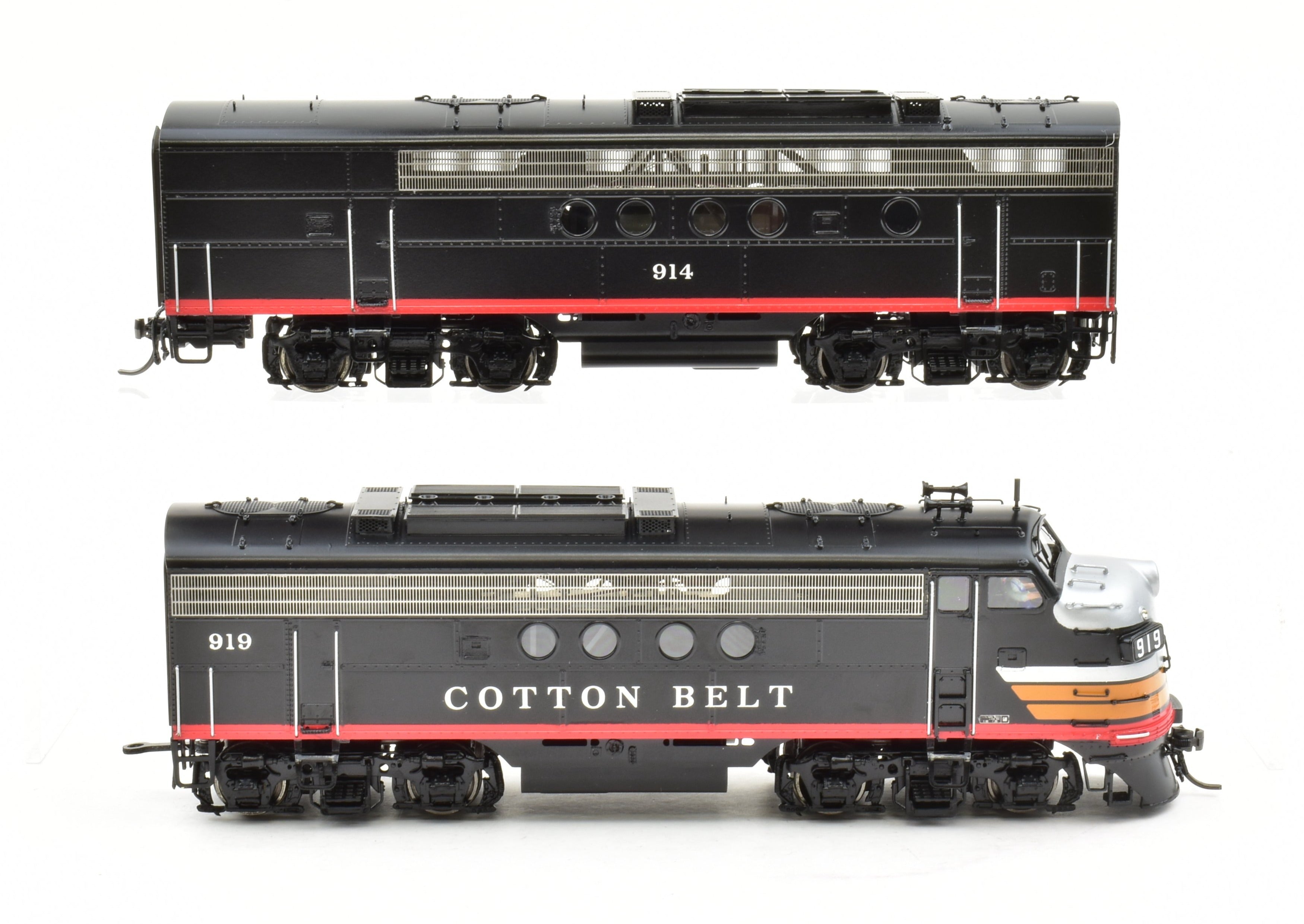 High - Quality HO Scale Brass Division Point DVP Model - Cotton Belt EMC FTA/B Set with Factory Painting