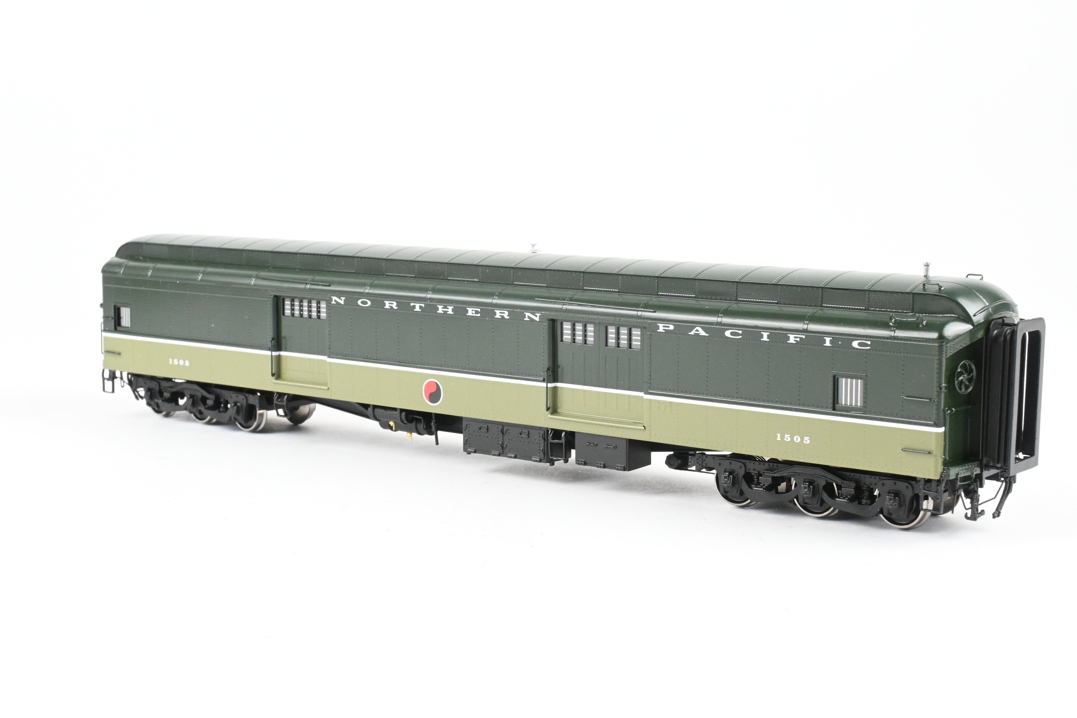 HO Scale Brass Northern Pacific Baggage Car No. 1505 by W&R Enterprises, Factory Painted Loewy