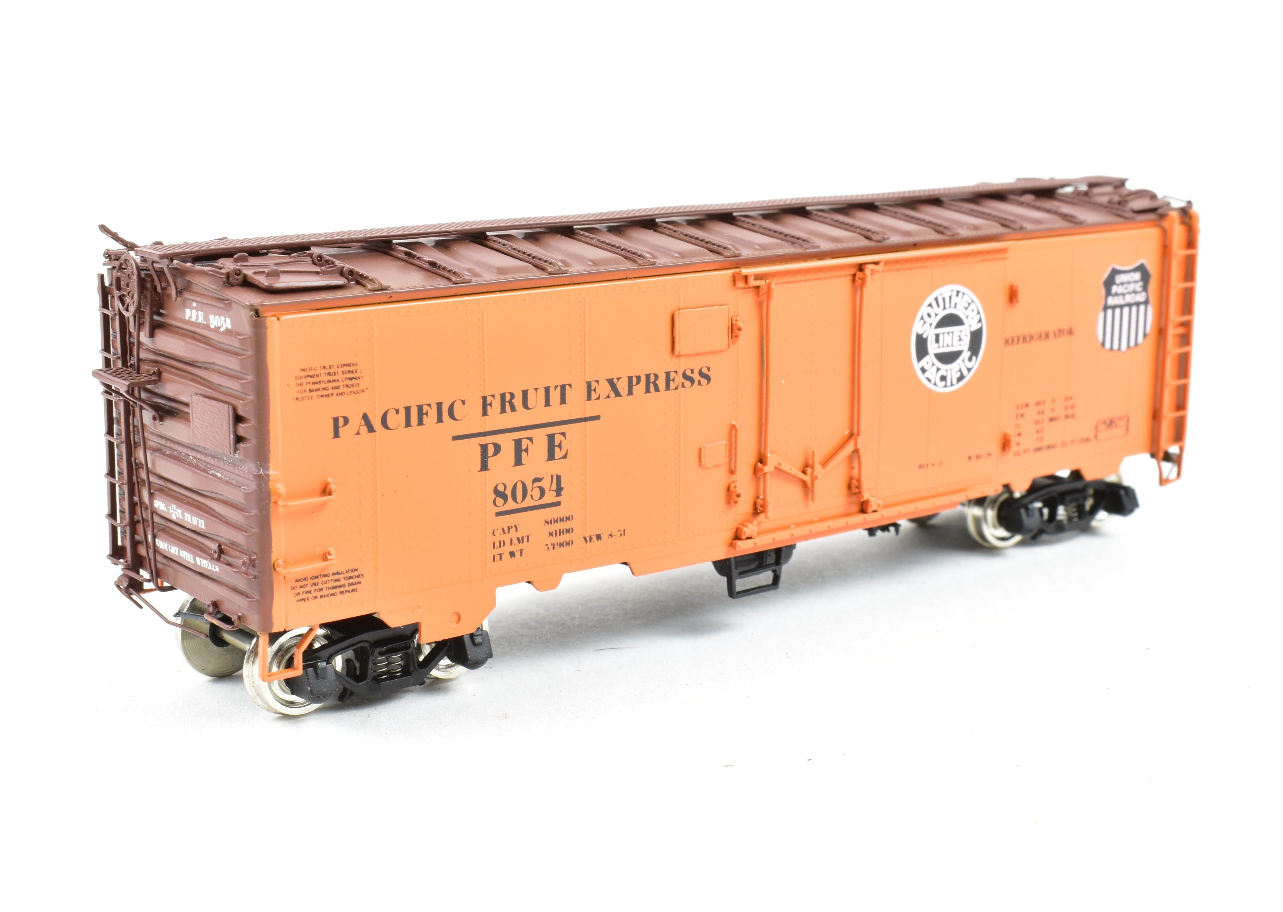 HO Brass Challenger Imports PFE Pacific Fruit Express R-40-26 #8054 Refrigerator Car