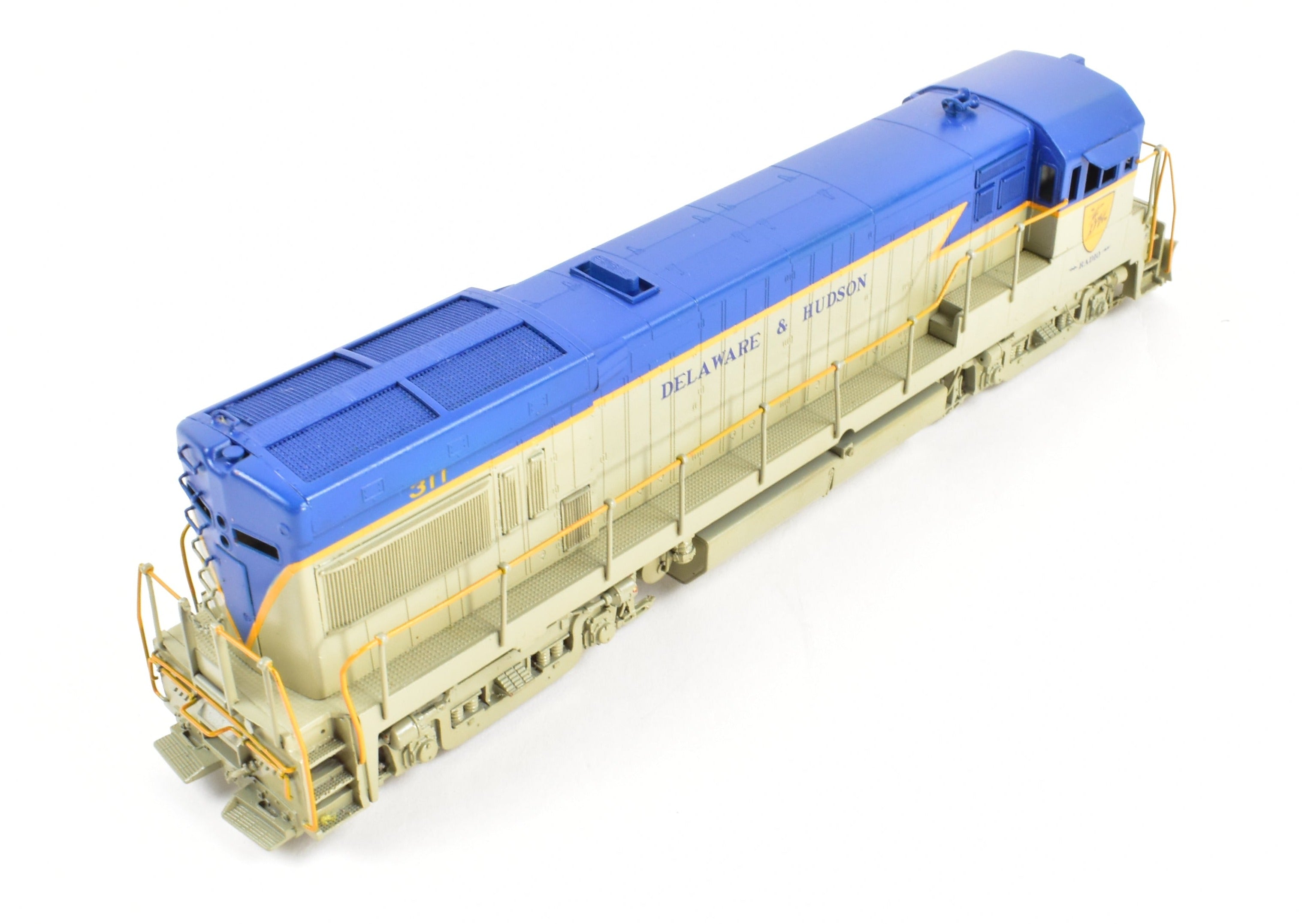 Custom Painted HO Brass Delaware & Hudson GE U-30B 3000 HP Road Switcher No. 311