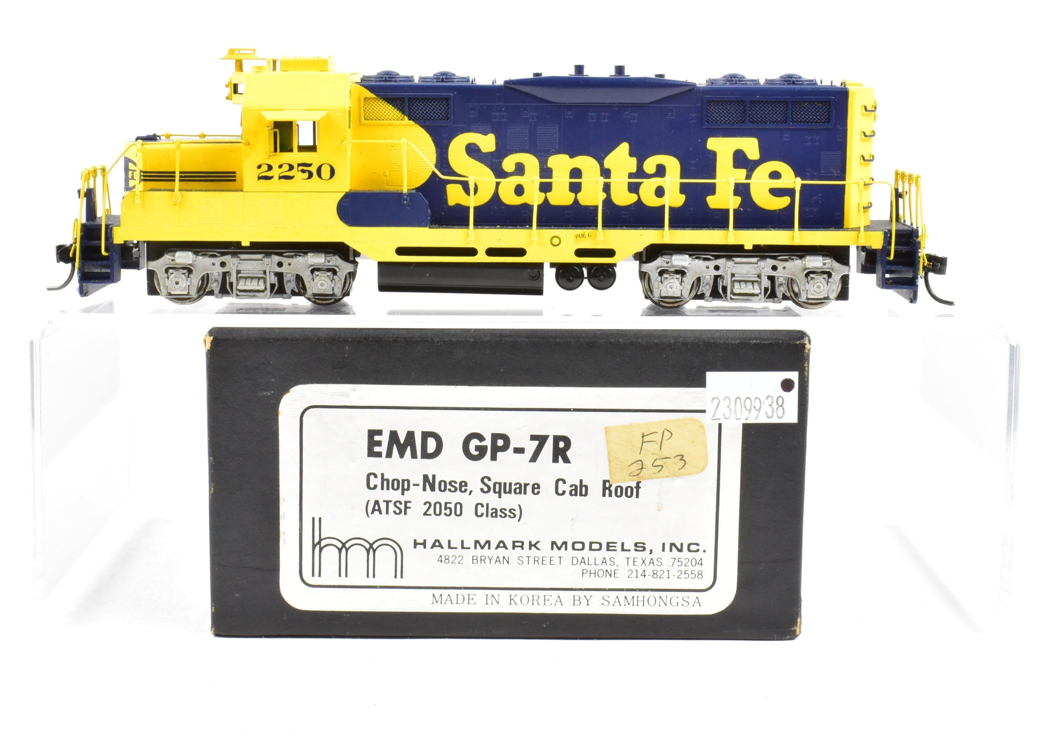 HO Scale Brass Hallmark Model ATSF - Santa Fe EMD GP - 7R Custom - Painted Railroad Locomotive Model