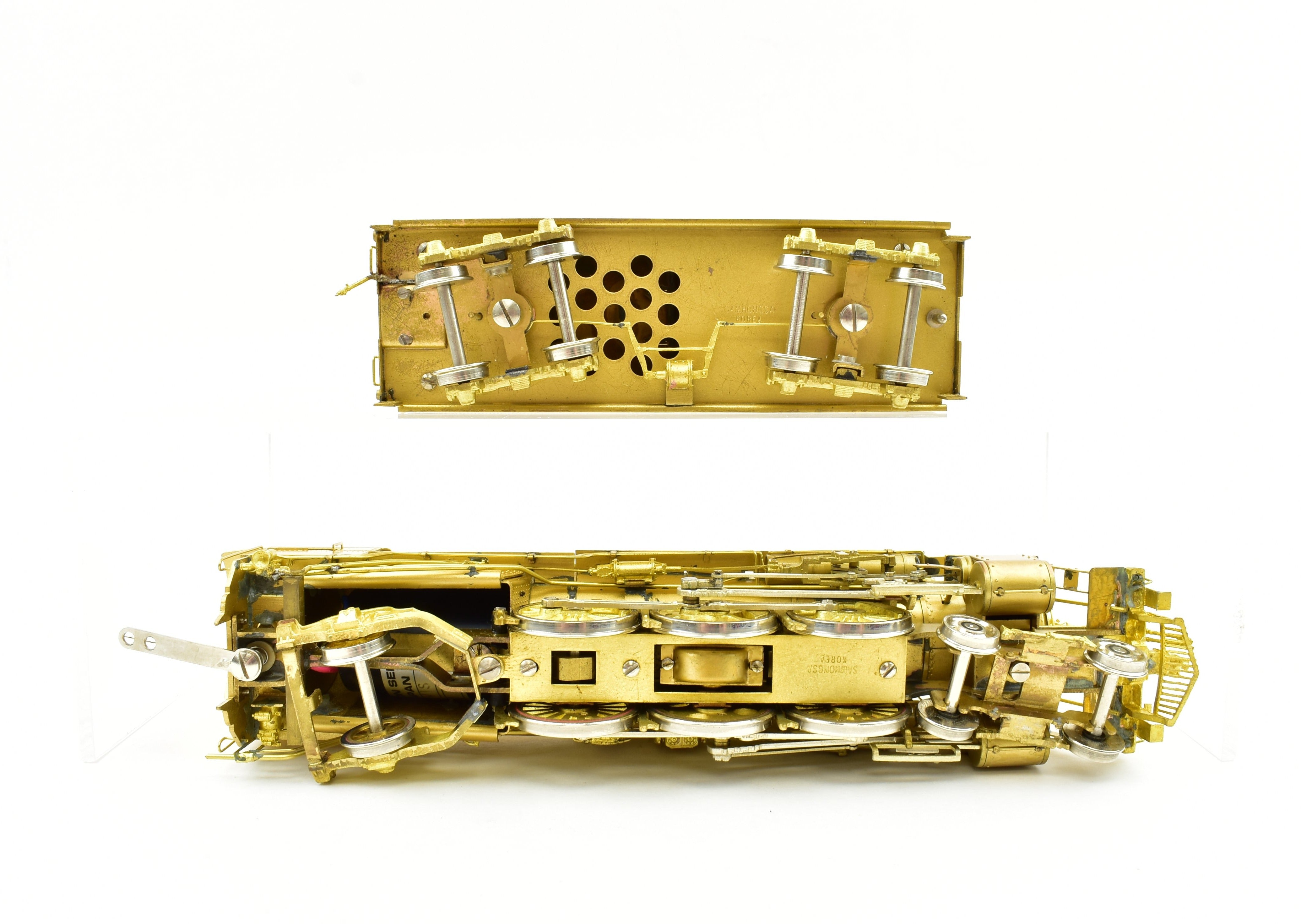 HO Scale Brass Key Imports Erie Railroad K - 5a 4 - 6 - 2 Pacific Steam Locomotive Model from 1941 Era