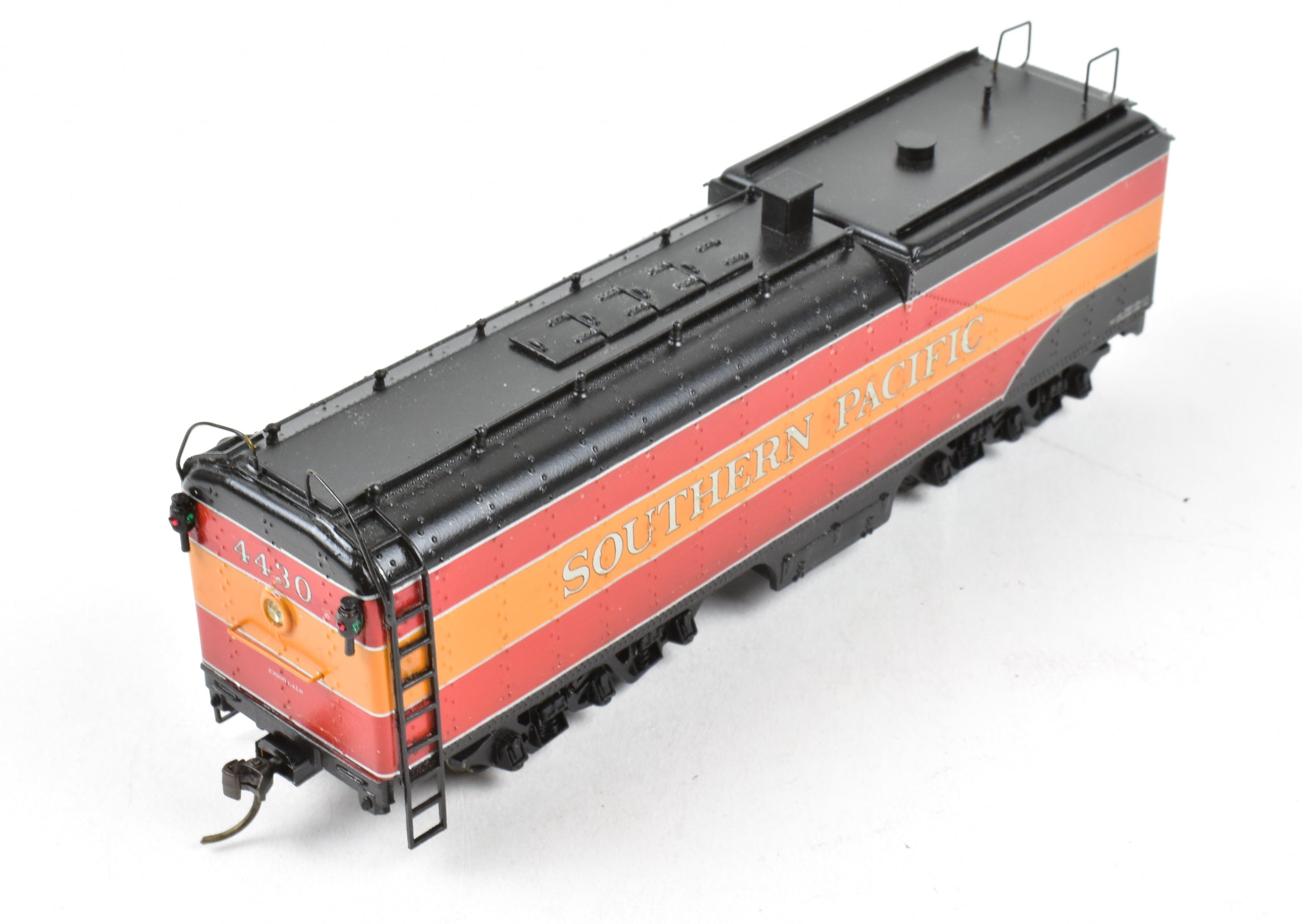High - Quality HO Scale Brass Pacific Fast Mail (PFM) Model - United SP - Southern Pacific Class GS - 4 4 - 8 - 4 Locomotive with Custom - Painted Daylight Finish