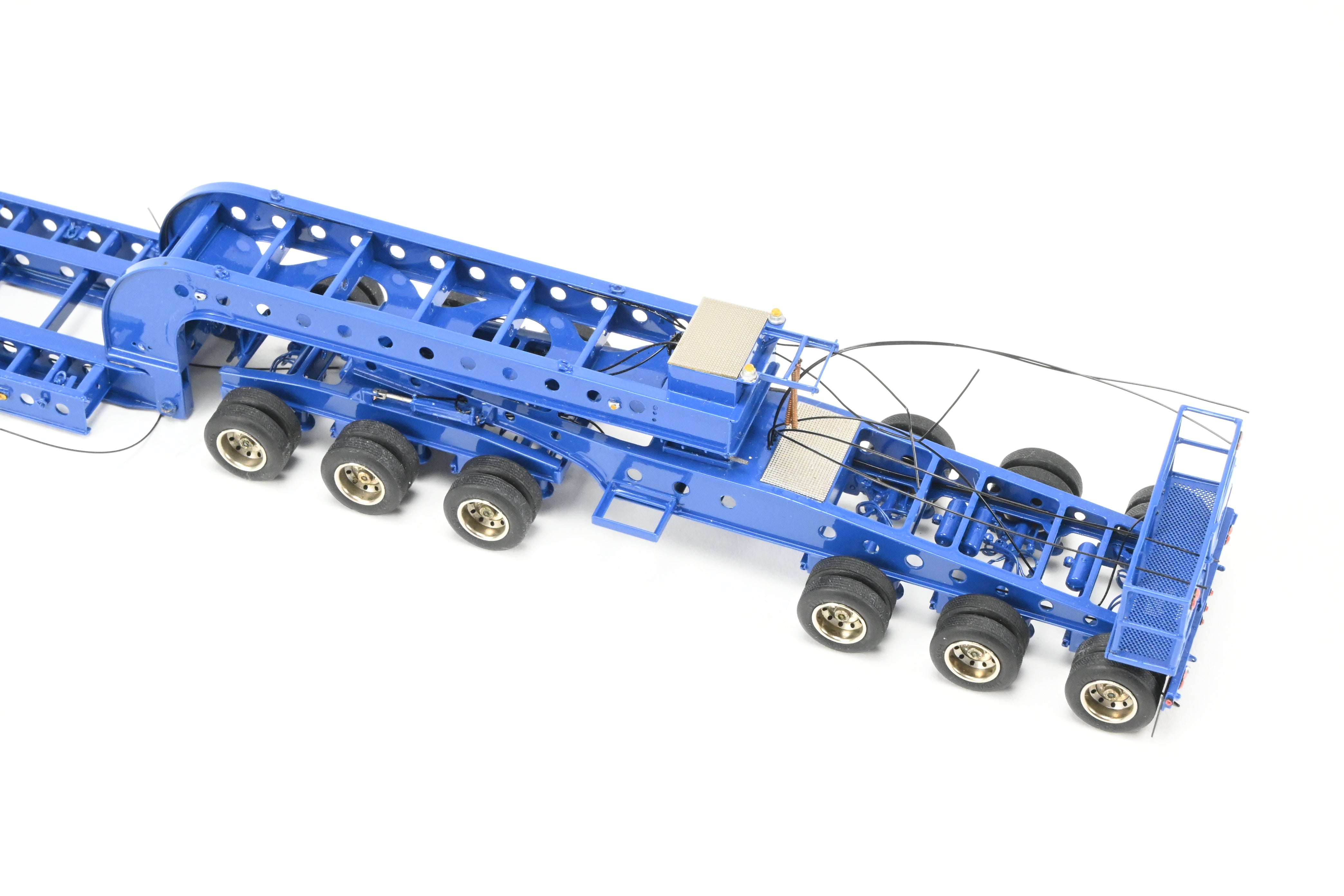 HO Scale Brass Construction OMI - Overland Models, Inc. Nelson Miller Transfer Extremely Rare One-of-a-Kind Pilot Models of 6-Axle and 9-Axle Heavy Haul Trailers in FP Blue, Never Produced