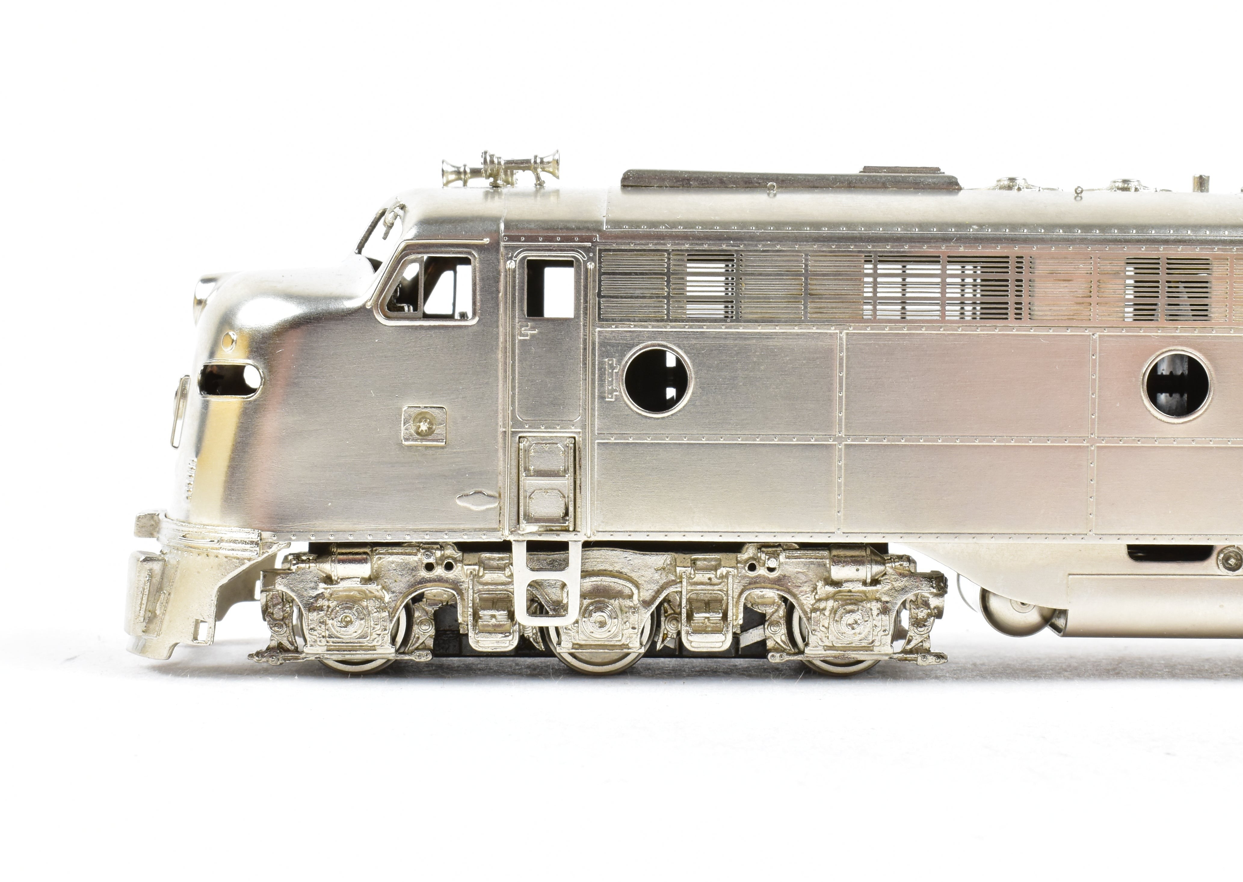 HO Scale Brass Oriental Limited CB&Q - Burlington Route EMD E8A 2250 HP Factory Plated Model