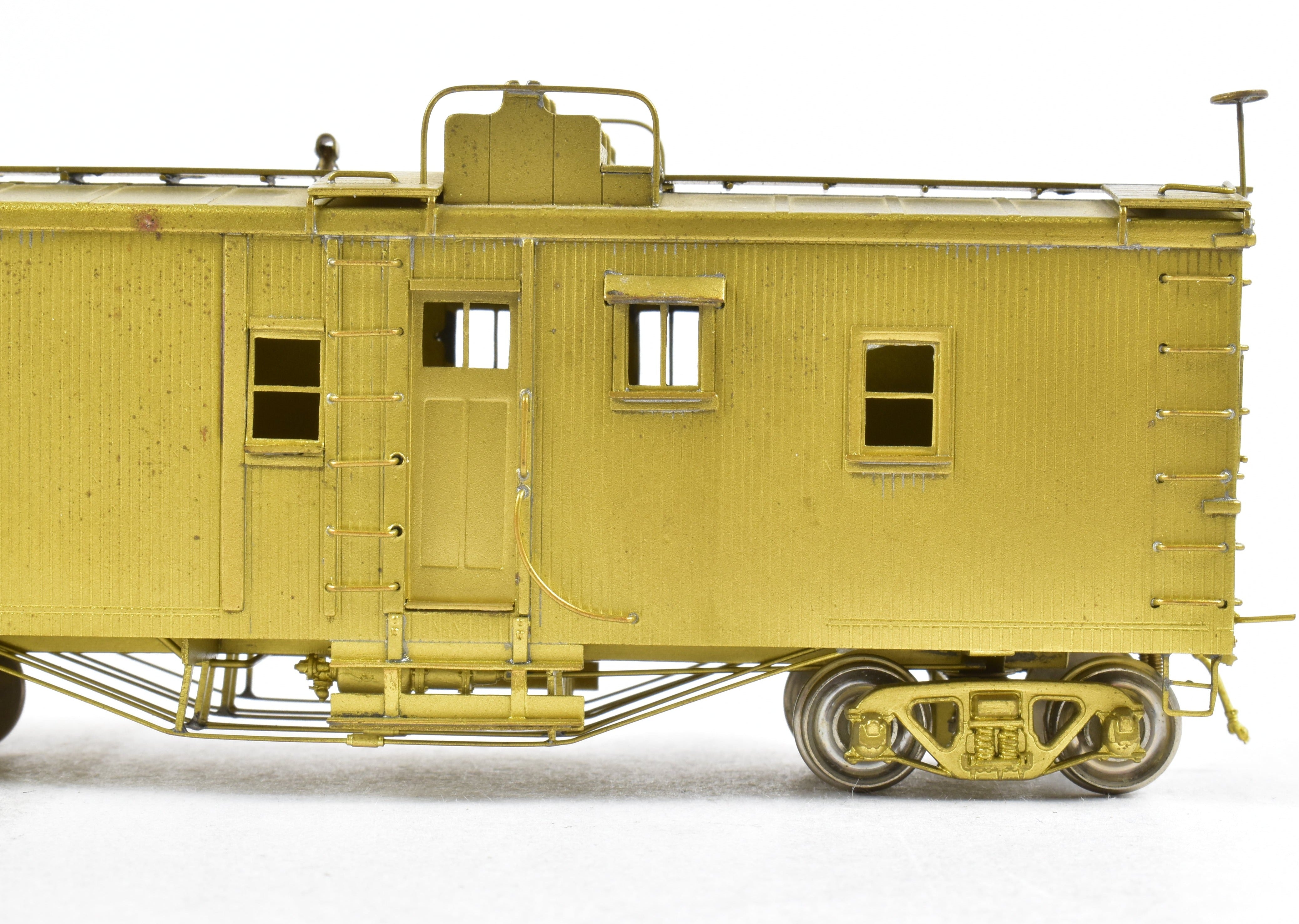 1987 HO Brass ATSF - Santa Fe Caboose with Open - Air Seats by Key Imports