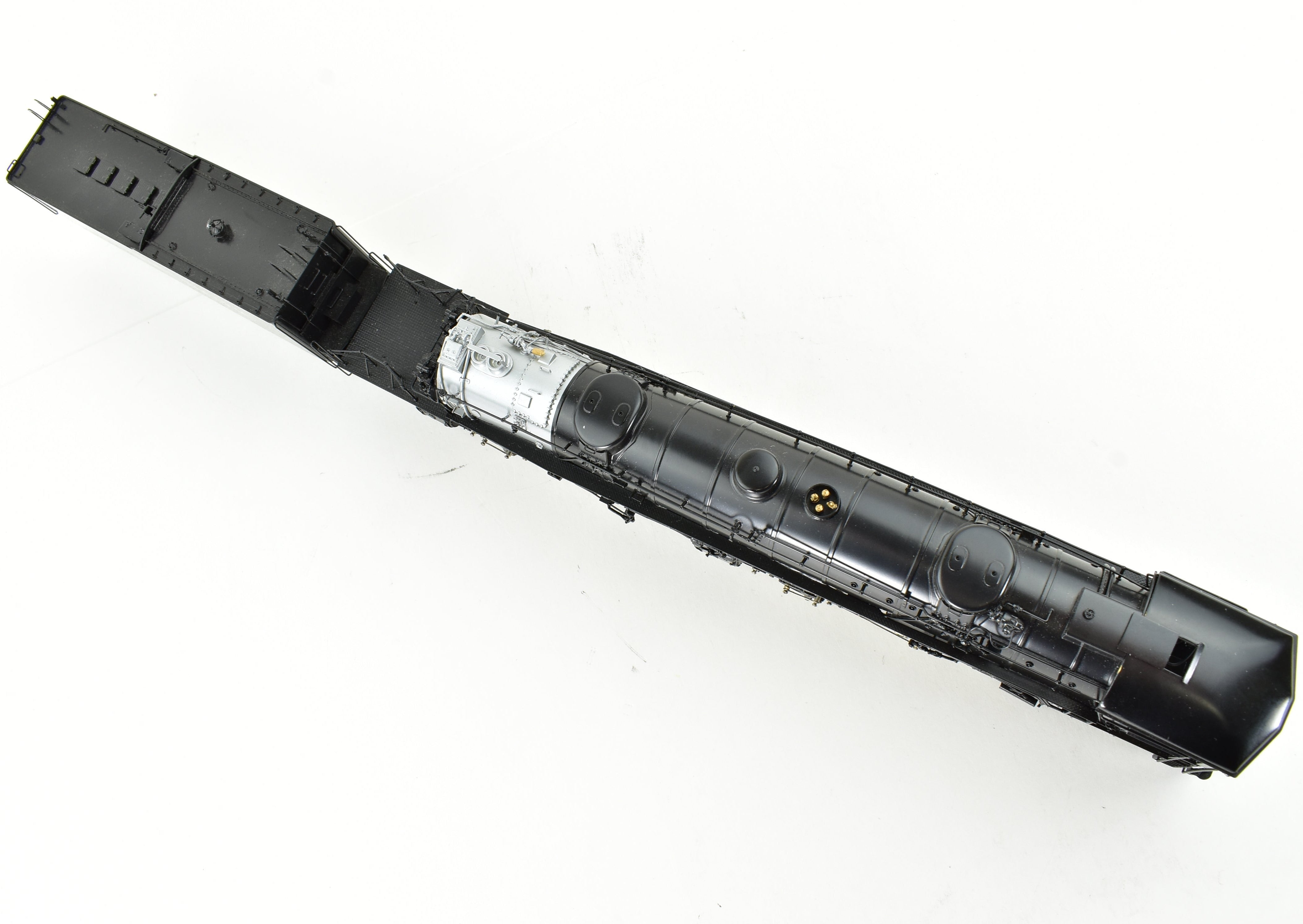 HO Scale Brass Model Train - Tenshodo SP Southern Pacific AC - 12 4 - 8 - 8 - 2 Cab Forward Factory Painted Locomotive from 1976 Production Run