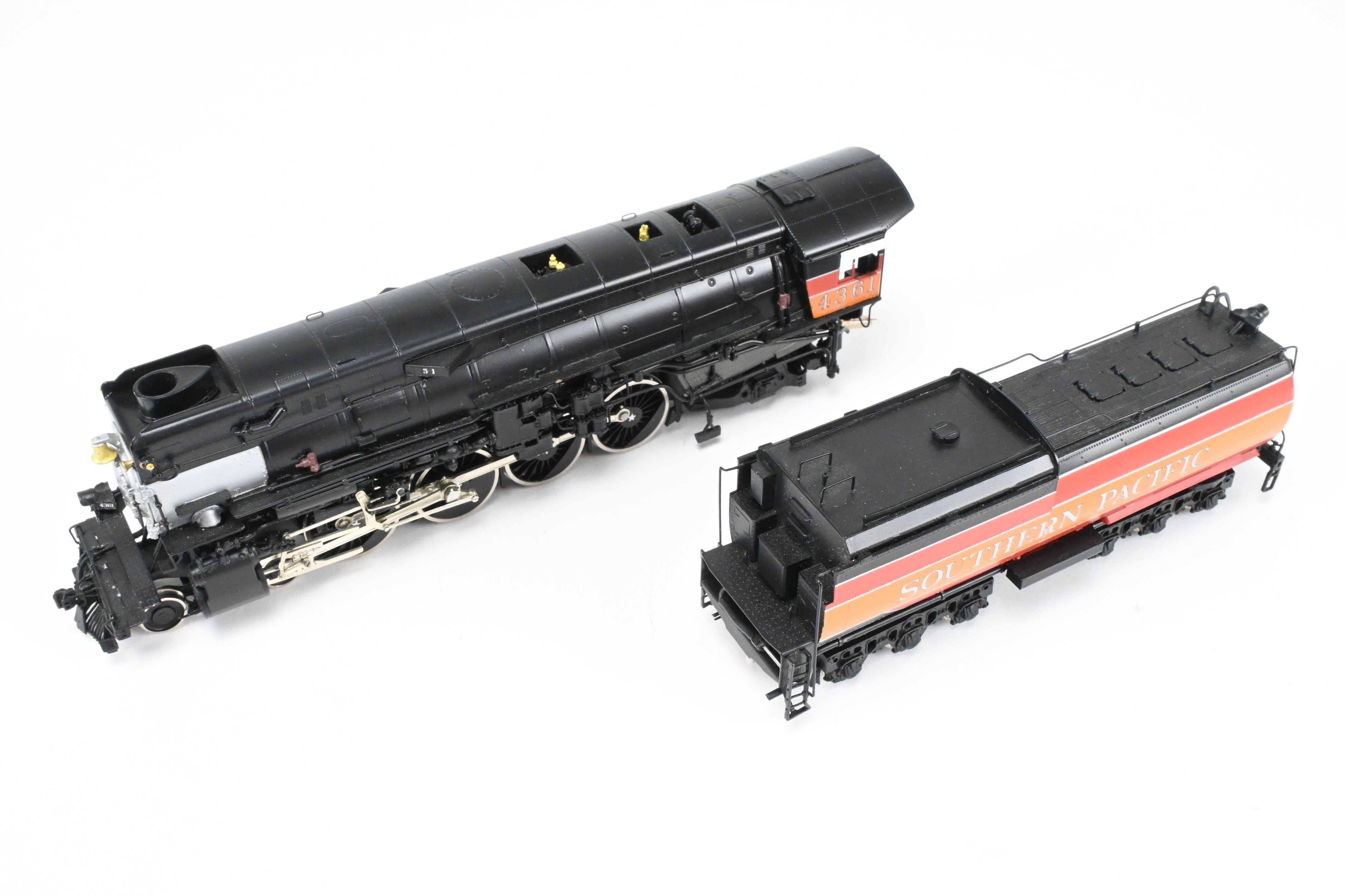 High - Quality HO Scale Brass CON Key Imports Southern Pacific MT - 4 4 - 8 - 2 Semi - Streamlined Mountain Steam Locomotive Model FP in Partial Daylight Scheme, Number #4361