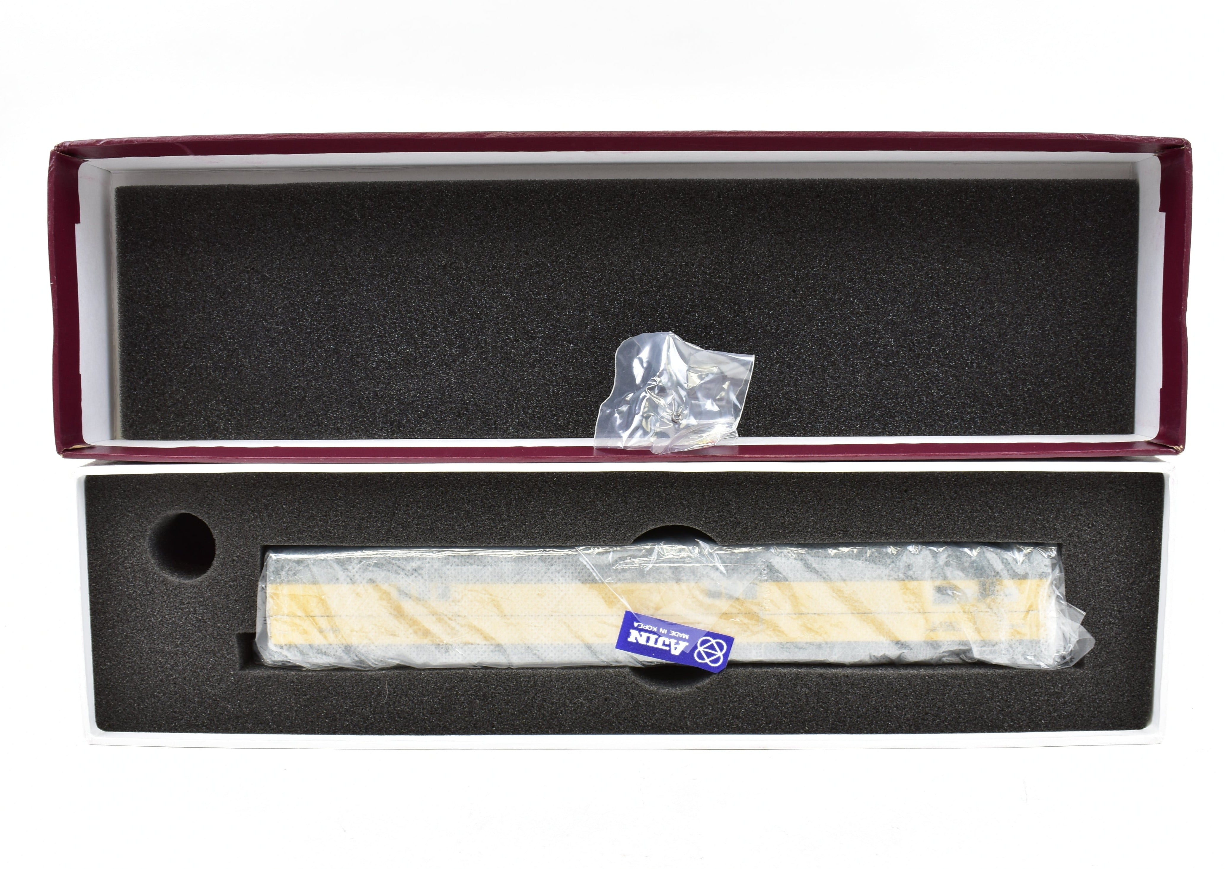 HO Scale Brass C&NW Chicago and North Western 400 Baggage 15' Mail RPO Car #8202